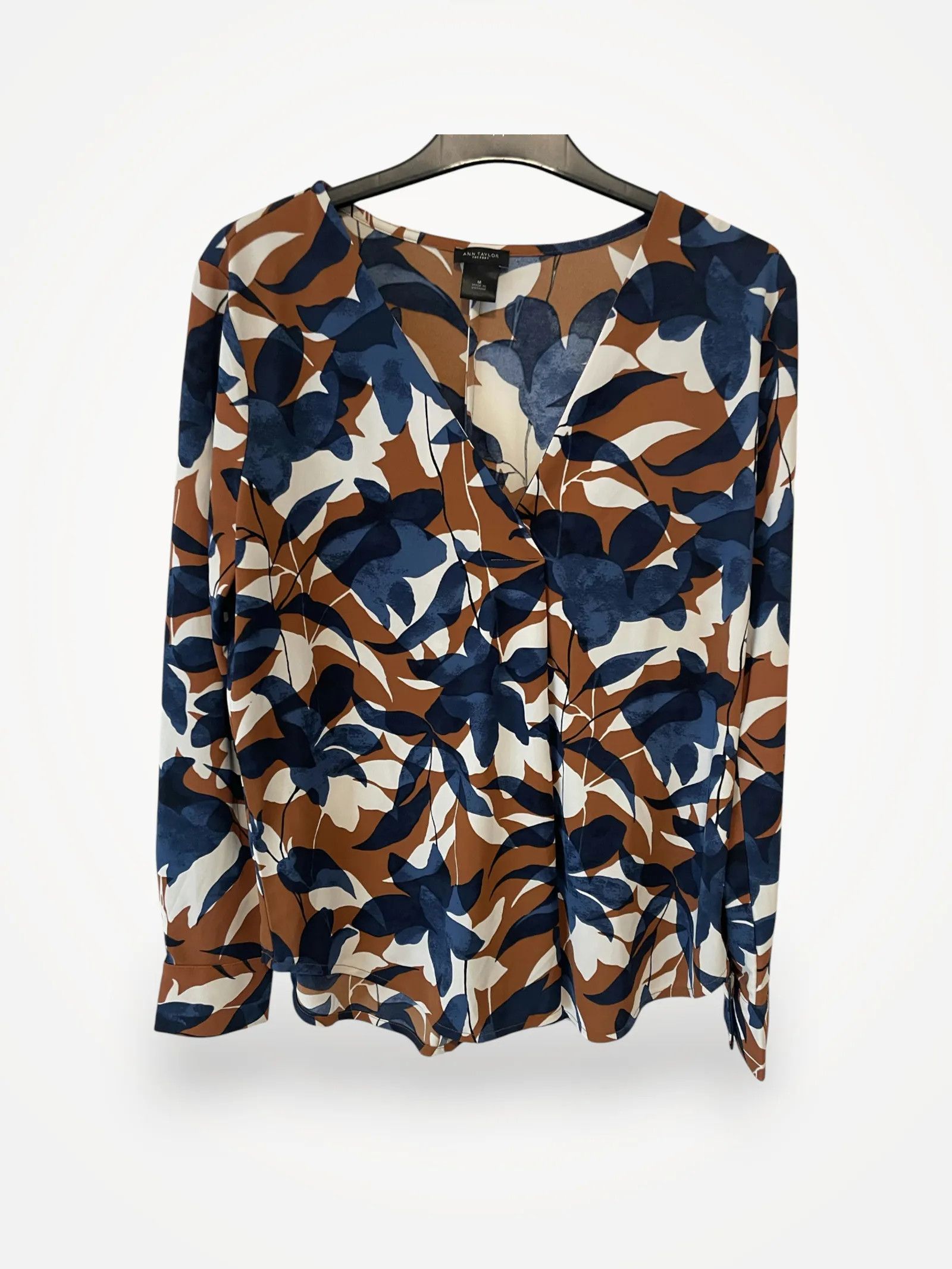 Ann Taylor Ann Taylor Mönstrad blus från Ann Taylor Blouse Size M / US 6-8 / IT 42-44 - 1 Thumbnail