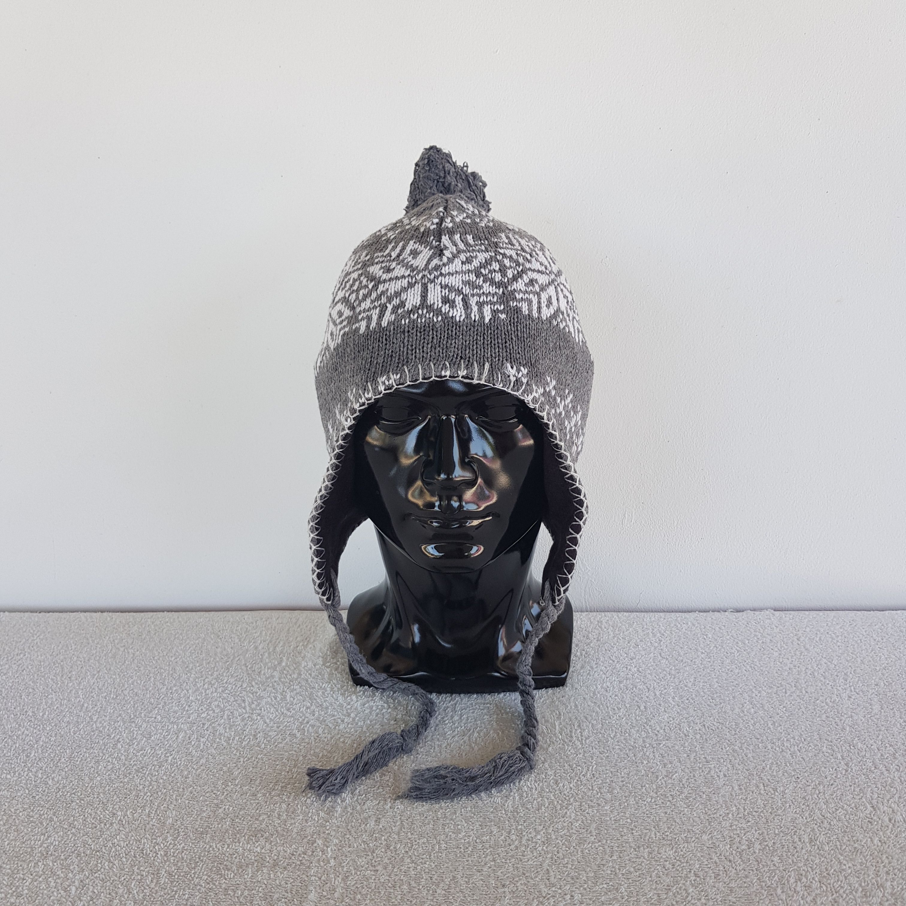 Other Vintage Navajo Aztec Beanie Earflap Pom Pom Snow Caps Hats. Size ONE SIZE - 2 Thumbnail