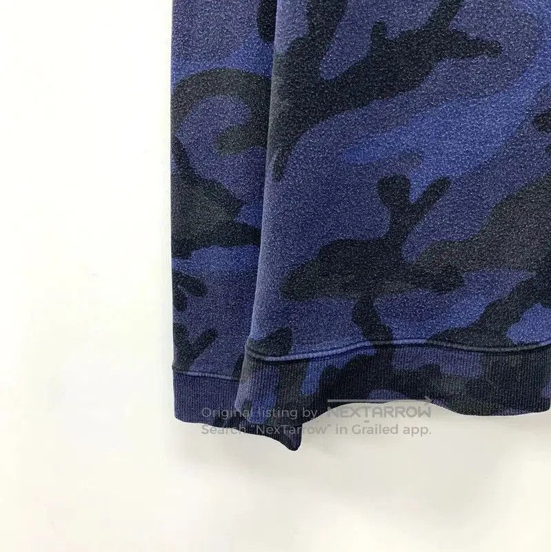 Valentino Valentino Men's Camo Crew Sweatshirt in Navy . Size US L / EU 52-54 / 3 - 4 Thumbnail