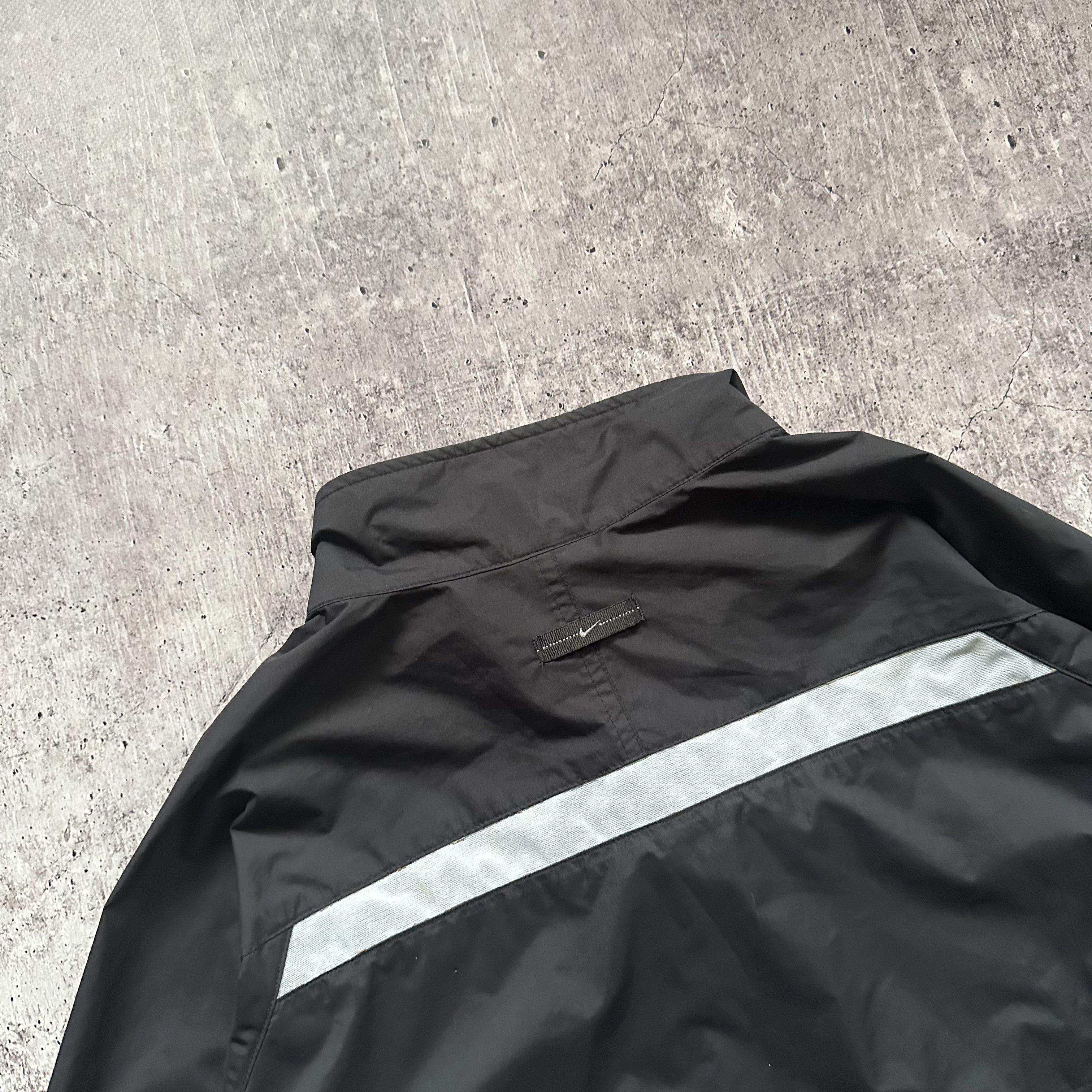 Nike × Vintage Nike y2k Vintage Swoosh Logo Nylon Drill Track Jacket Size US XL / EU 56 / 4 - 11 Thumbnail