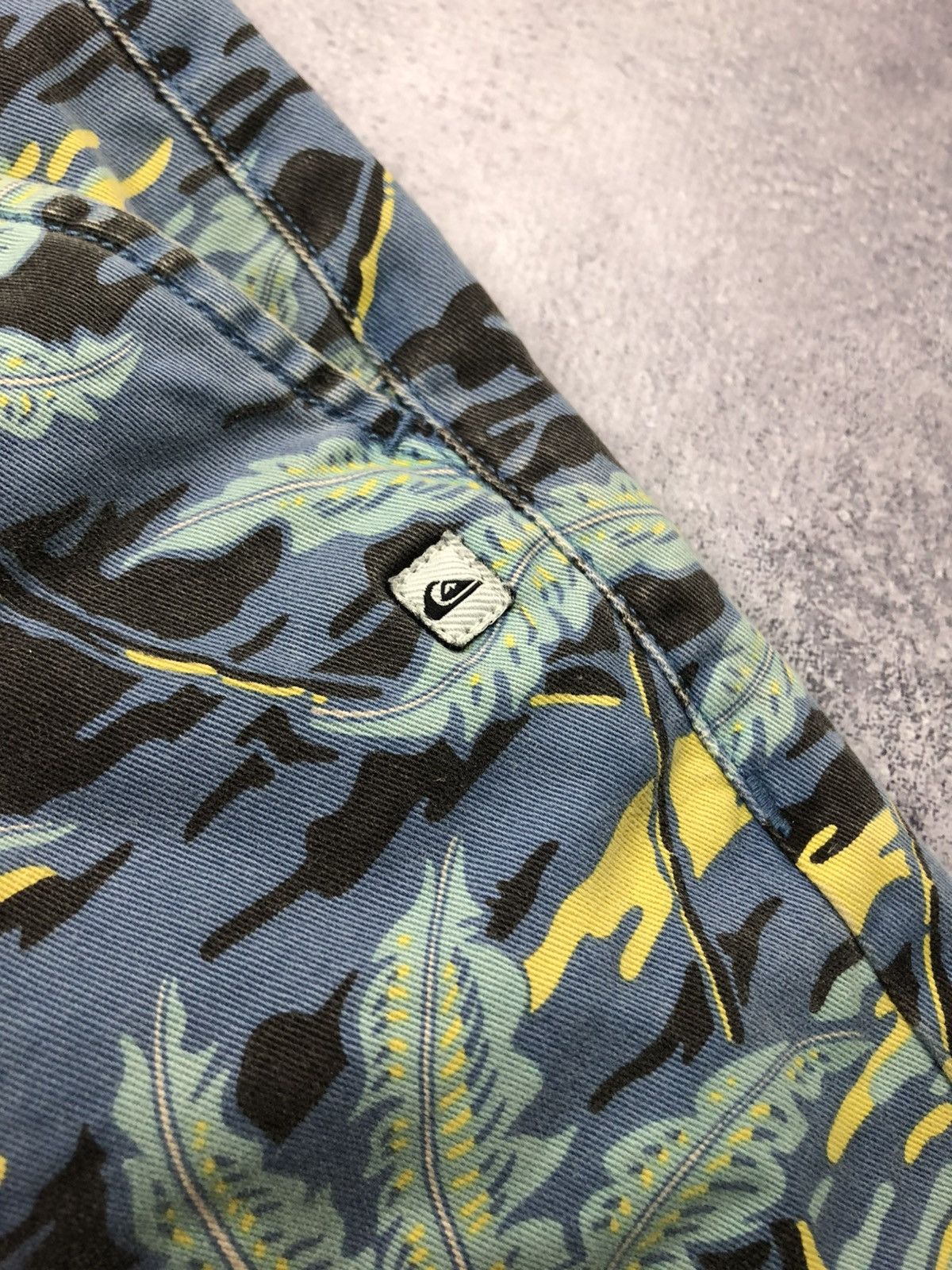 Quiksilver QUICKSILVER Vintage Serf Swimming Streetwear Shorts Hype Y2k Size US 34 / EU 50 - 10 Thumbnail