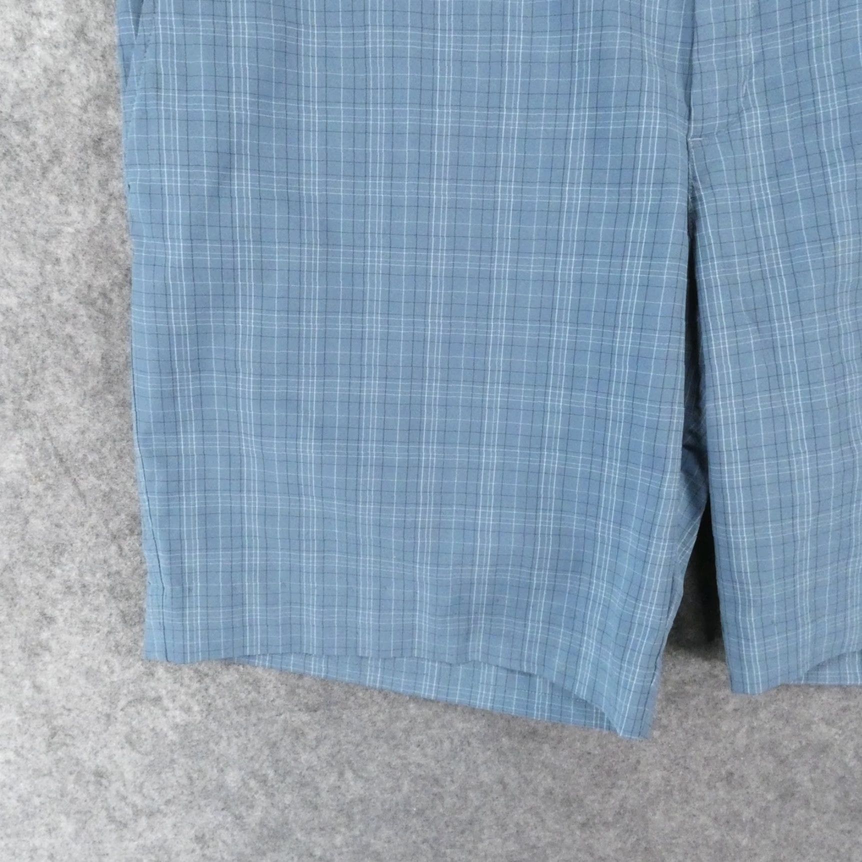 Nike Nike Golf Shorts Mens 40 Chino Flat Front Blue Plaid Dry Lightweight Size US 40 / EU 56 - 3 Thumbnail