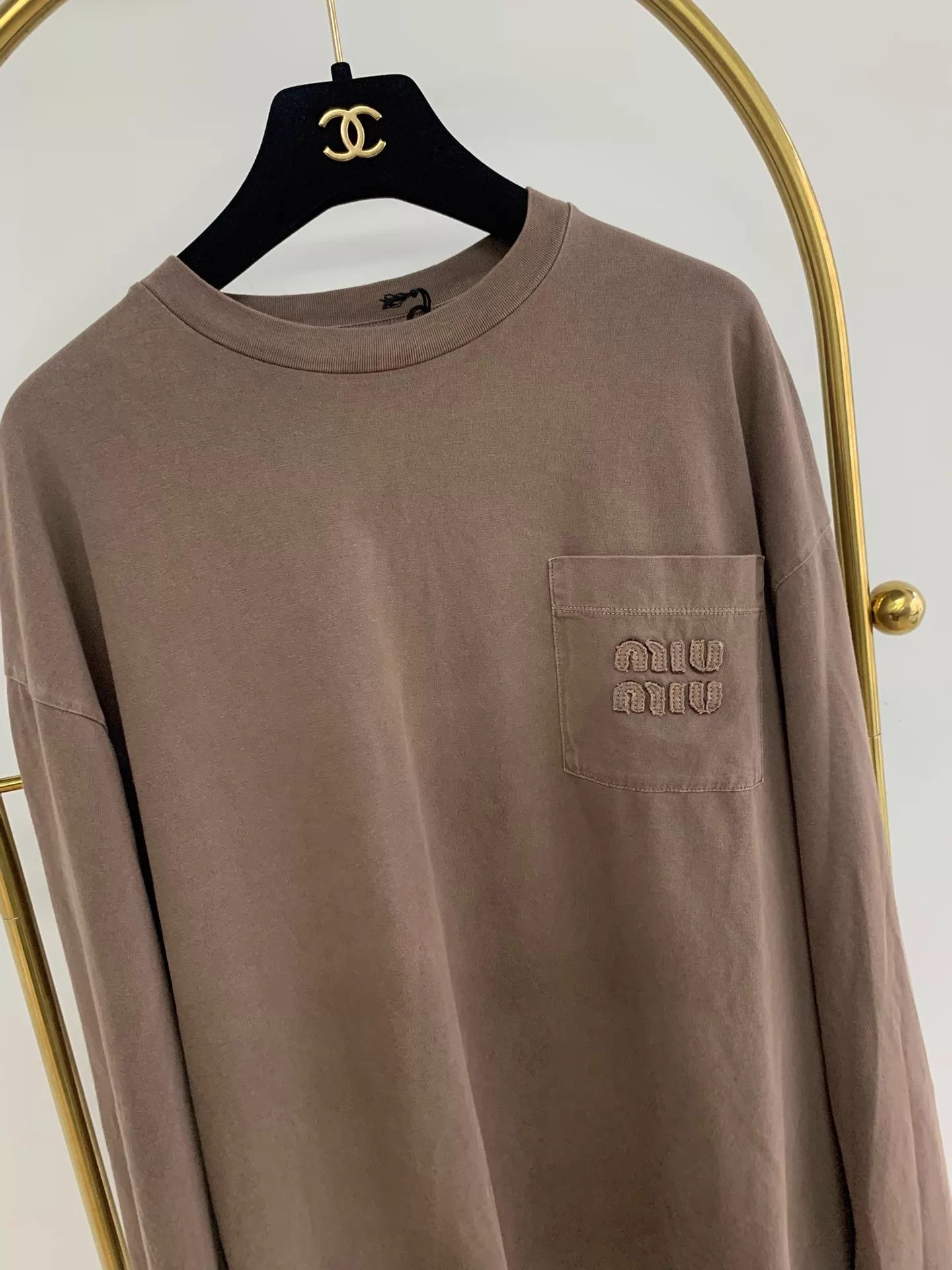 Miu Miu MIU MIU Ebony Long-Sleeve T-Shirt Size S NWT Size S / US 4 / IT 40 - 2 Thumbnail