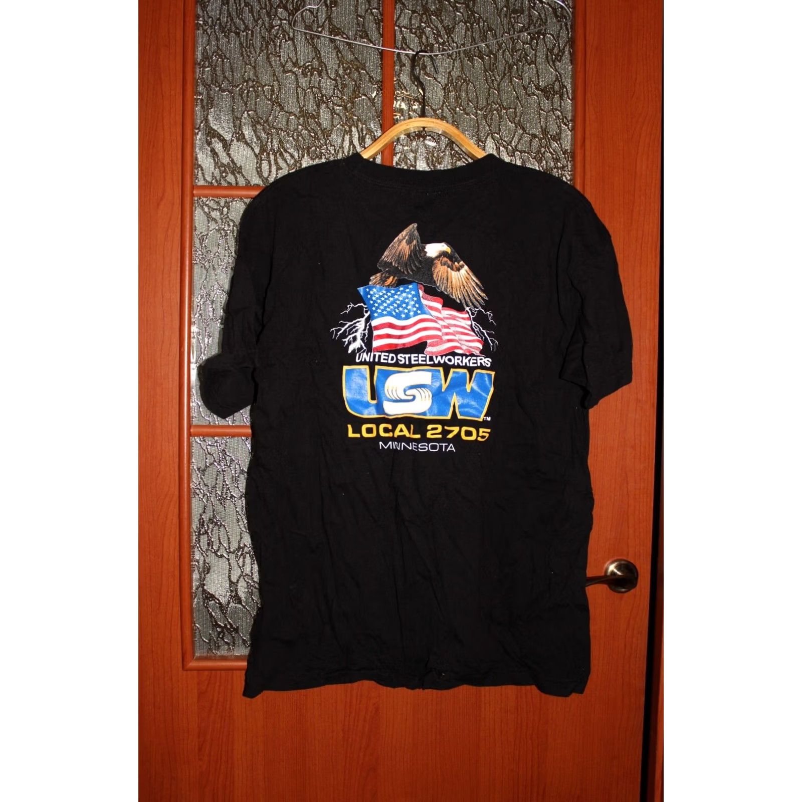 Vintage Vintage Bayside T-Shirt United Steelworkers USW Local 2705 Minnesota black XL Men Short Sleeve Cotton T-Shirt Mens XL Black USW Local 2705 Bandwagon? Size US XL / EU 56 / 4 - 6 Thumbnail