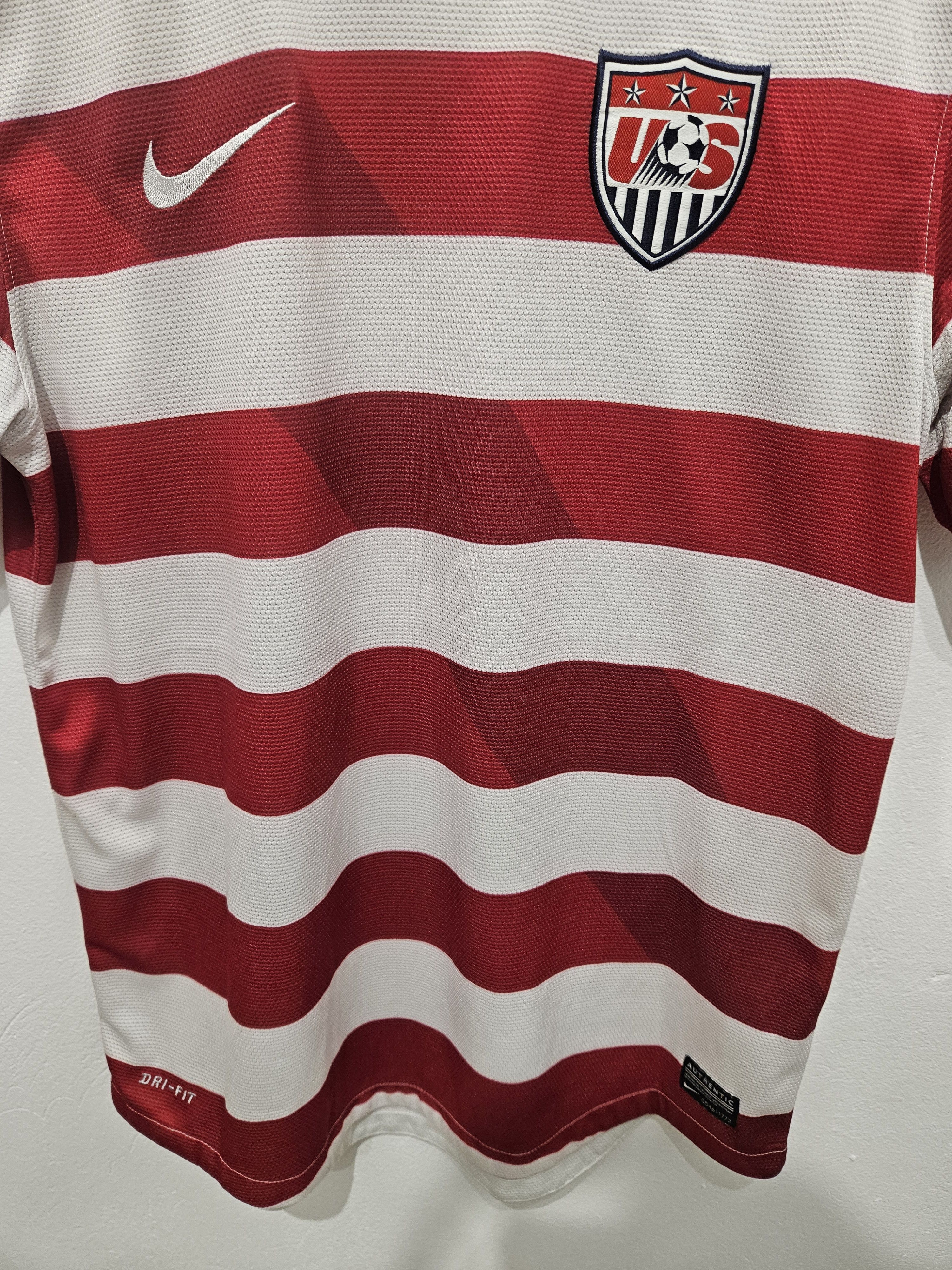 Nike Share NIKE USA 2012 2014 WALDO SIZE M JERSEY SHIRT Size US M / EU 48-50 / 2 - 3 Thumbnail