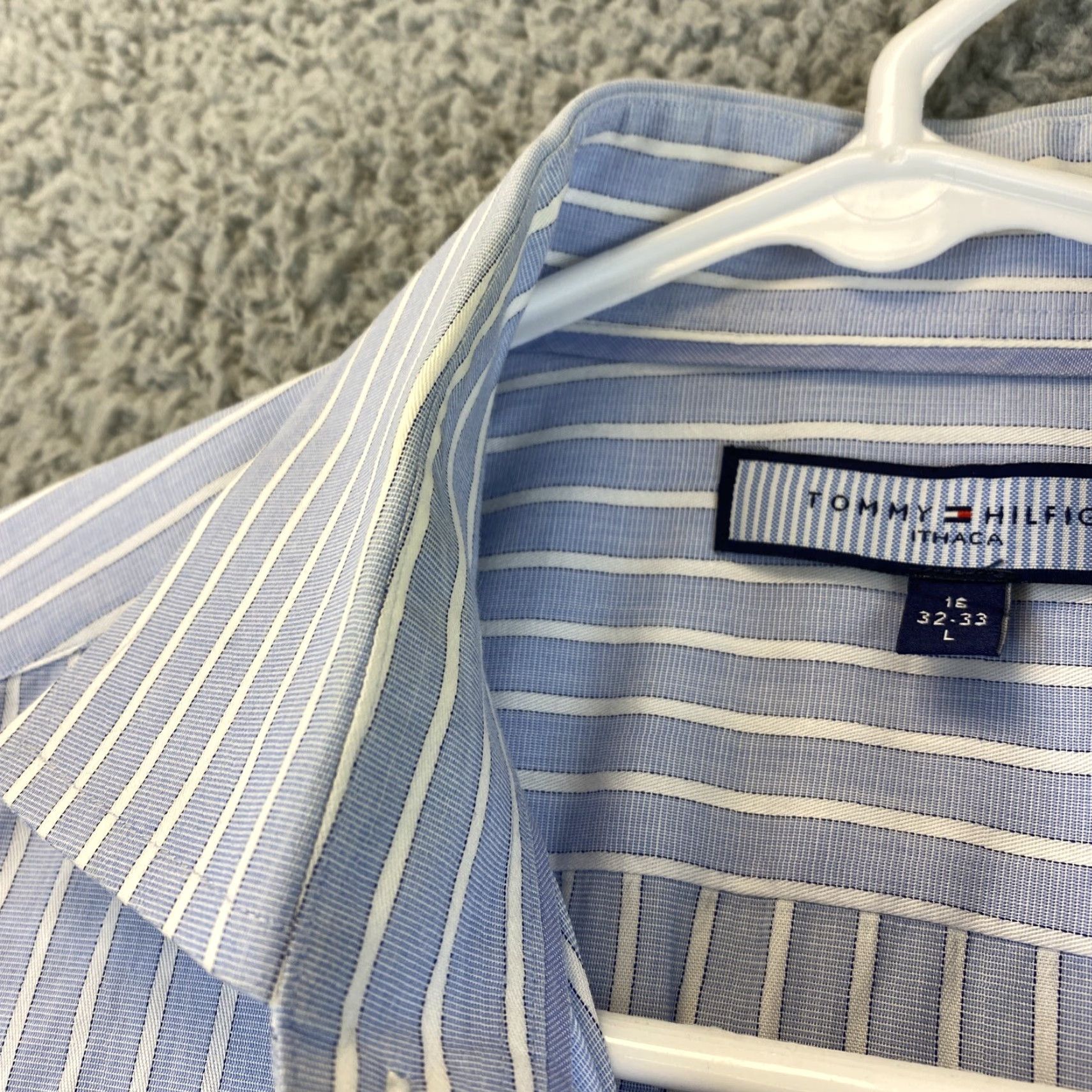 Tommy Hilfiger Tommy Hilfiger Regular Fit Dress Shirt Men's Long Sleeve Collared Button Casual Workwear Blue Striped Size L Size 42R - 4 Thumbnail
