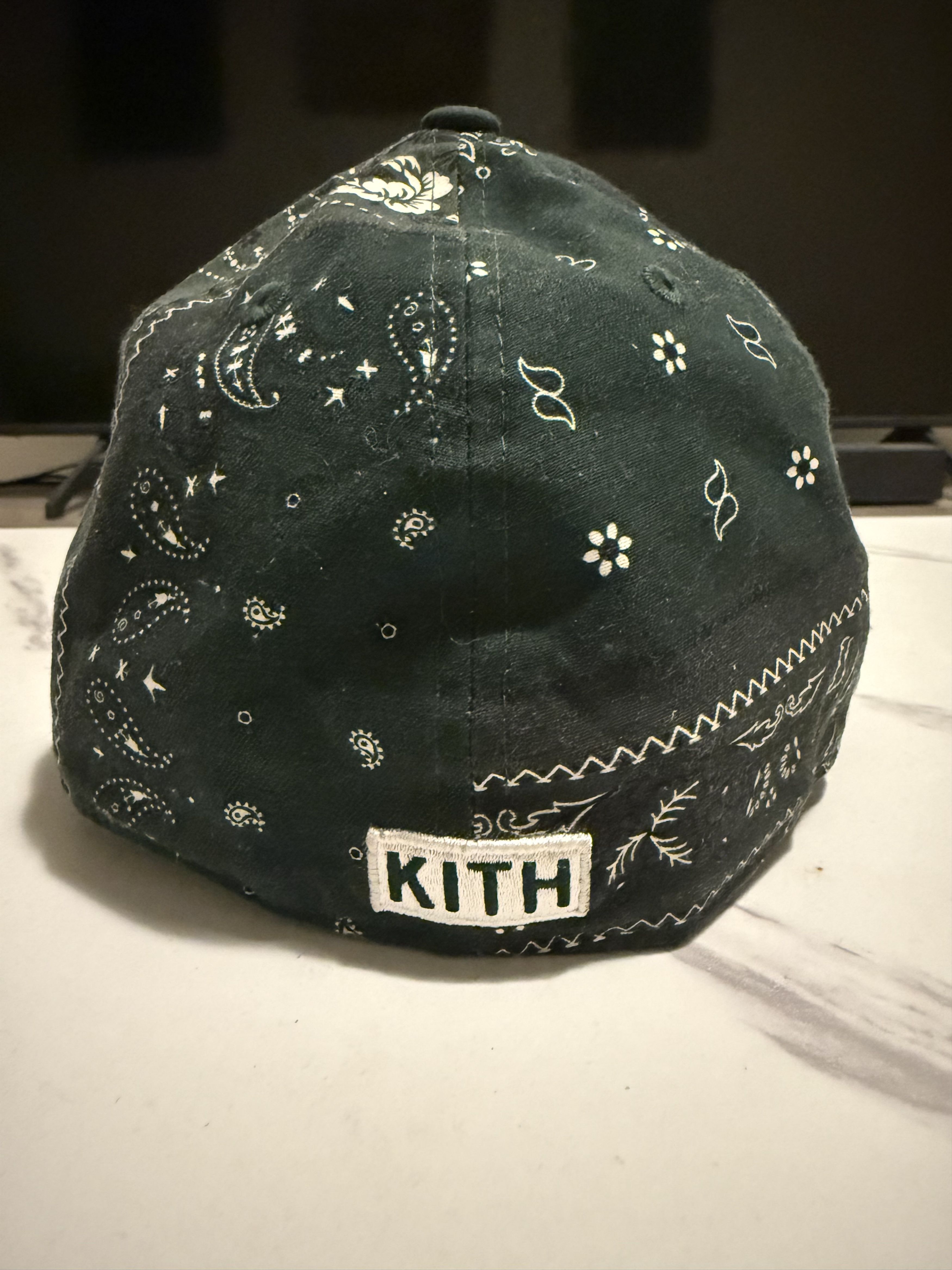 Kith × New Era × New York Yankees KITH x New York Yankees Deconstructed Bandana Paisley Hat Size ONE SIZE - 5 Thumbnail