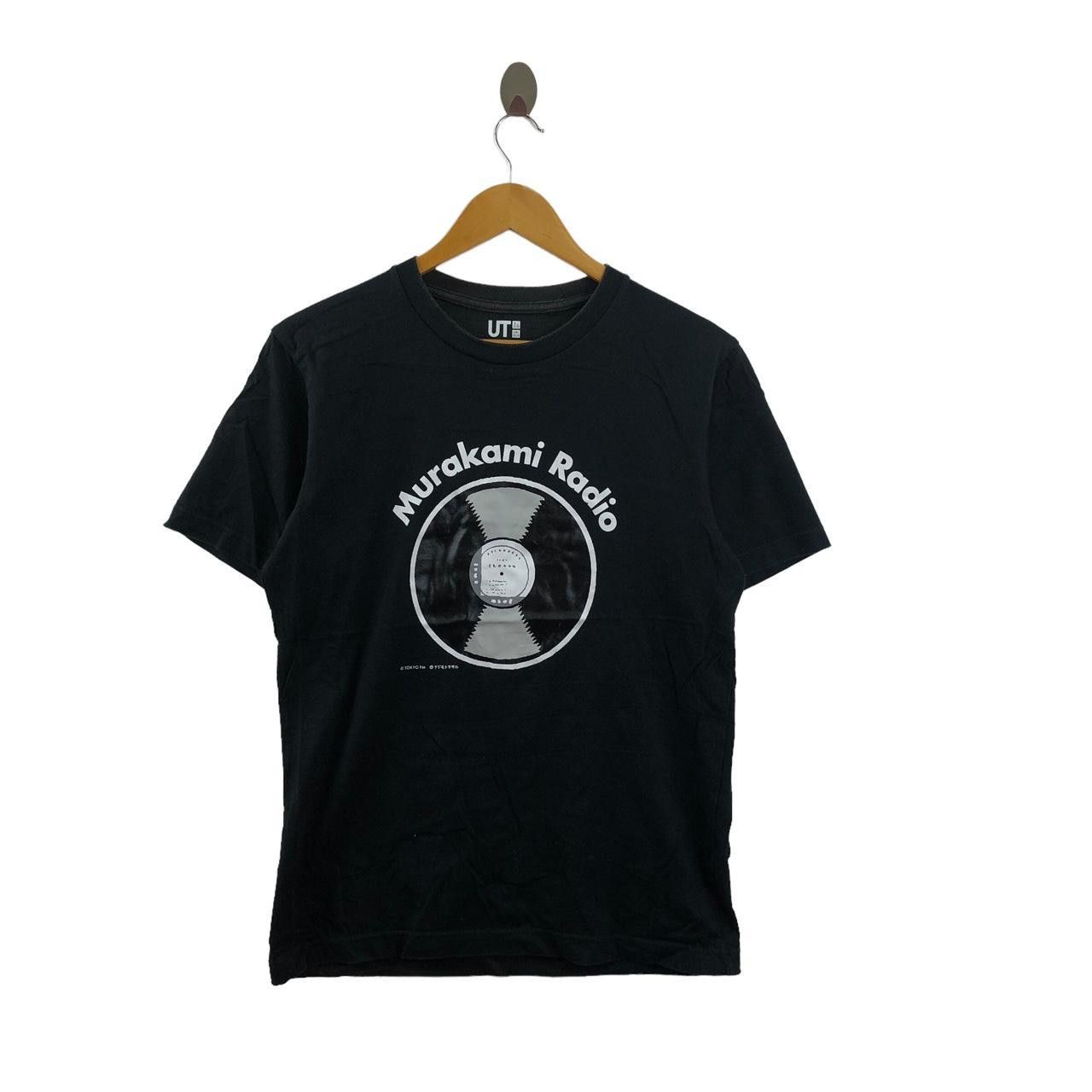 Uniqlo UNIQLO x HARUKI MURAKAMI RADIO Novel Author Tee Shirt Size M / US 6-8 / IT 42-44 - 1 Thumbnail