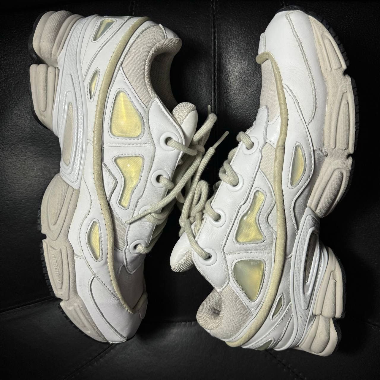 Adidas × Raf Simons Adidas Raf Simons Ozweego Cream White Size US 7 / EU 40 - 8 Thumbnail