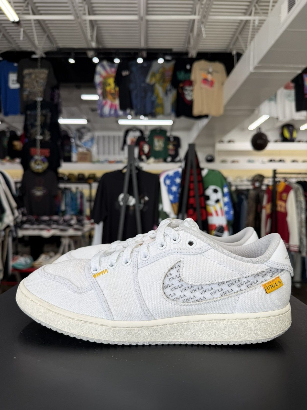 Jordan Brand × Union LA Jordan 1 Low Union White Canvas Size 8.5 (2023) Size US 8.5 / EU 41-42 - 7 Thumbnail