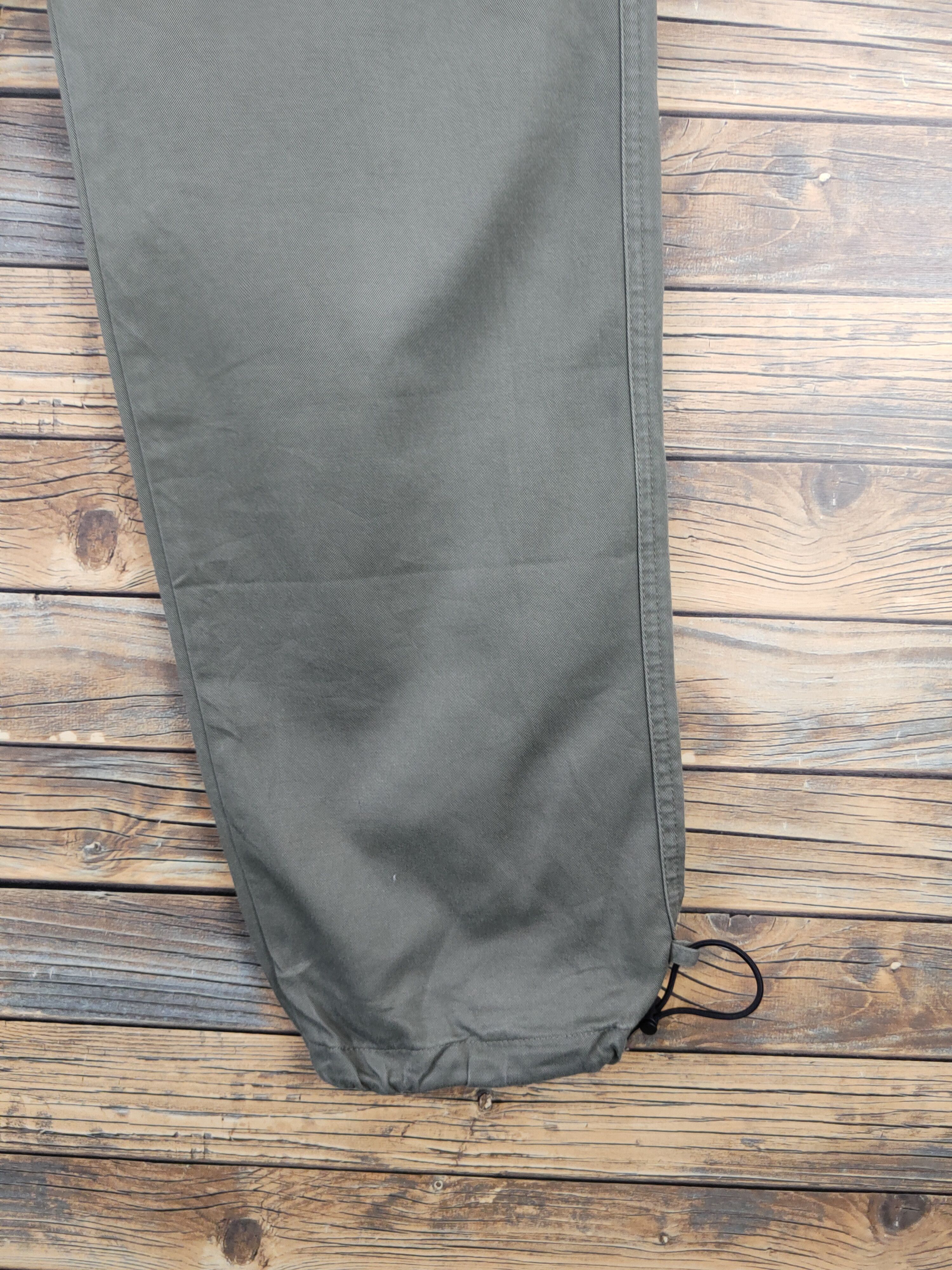 Japanese Brand Uniqlo Green Multipocket Tactical Cargo Pants #W1023 Size US 31 - 6 Thumbnail