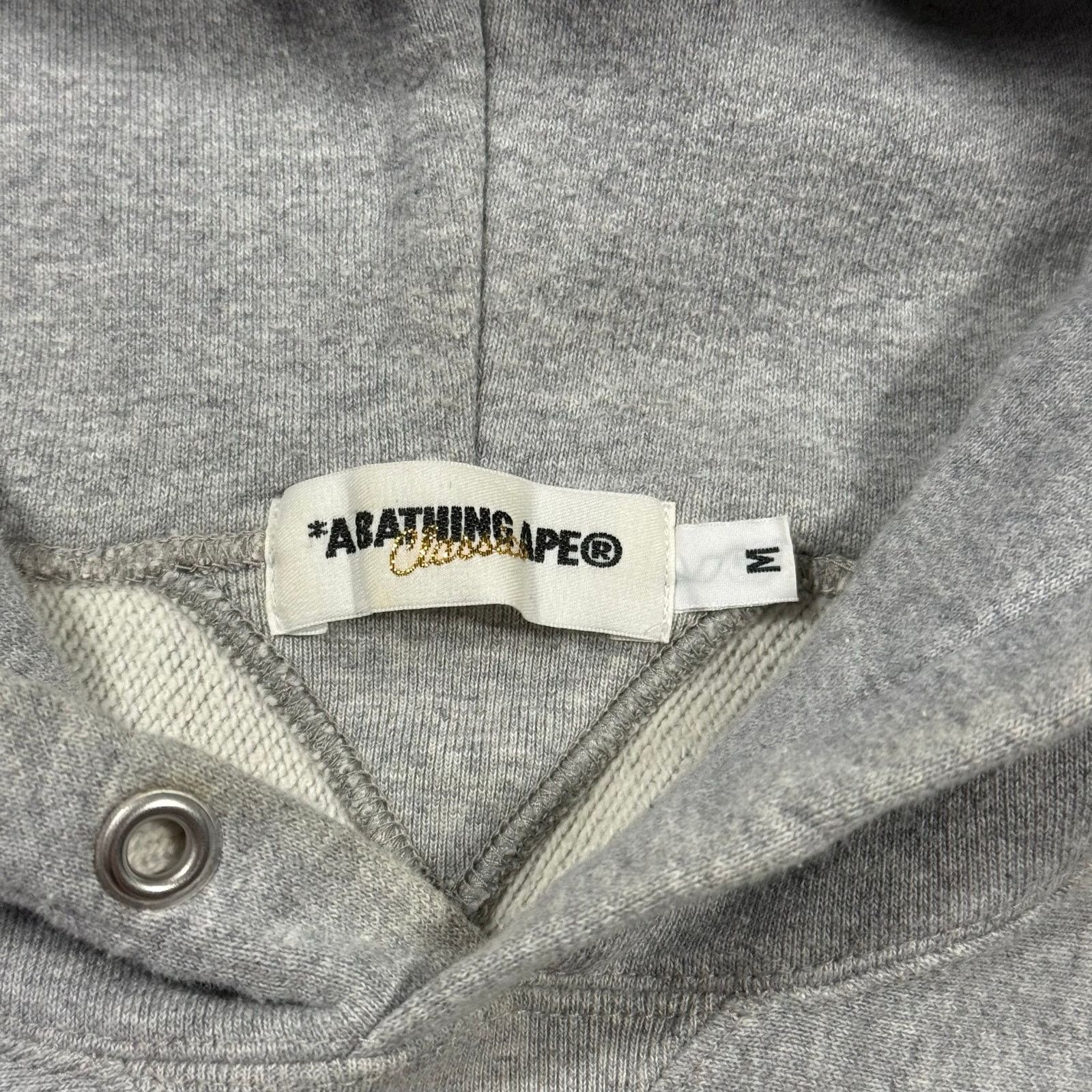 Bape Authentic Bape 2000’s Crossbones Ape Head Hoodie M Size US M / EU 48-50 / 2 - 3 Thumbnail