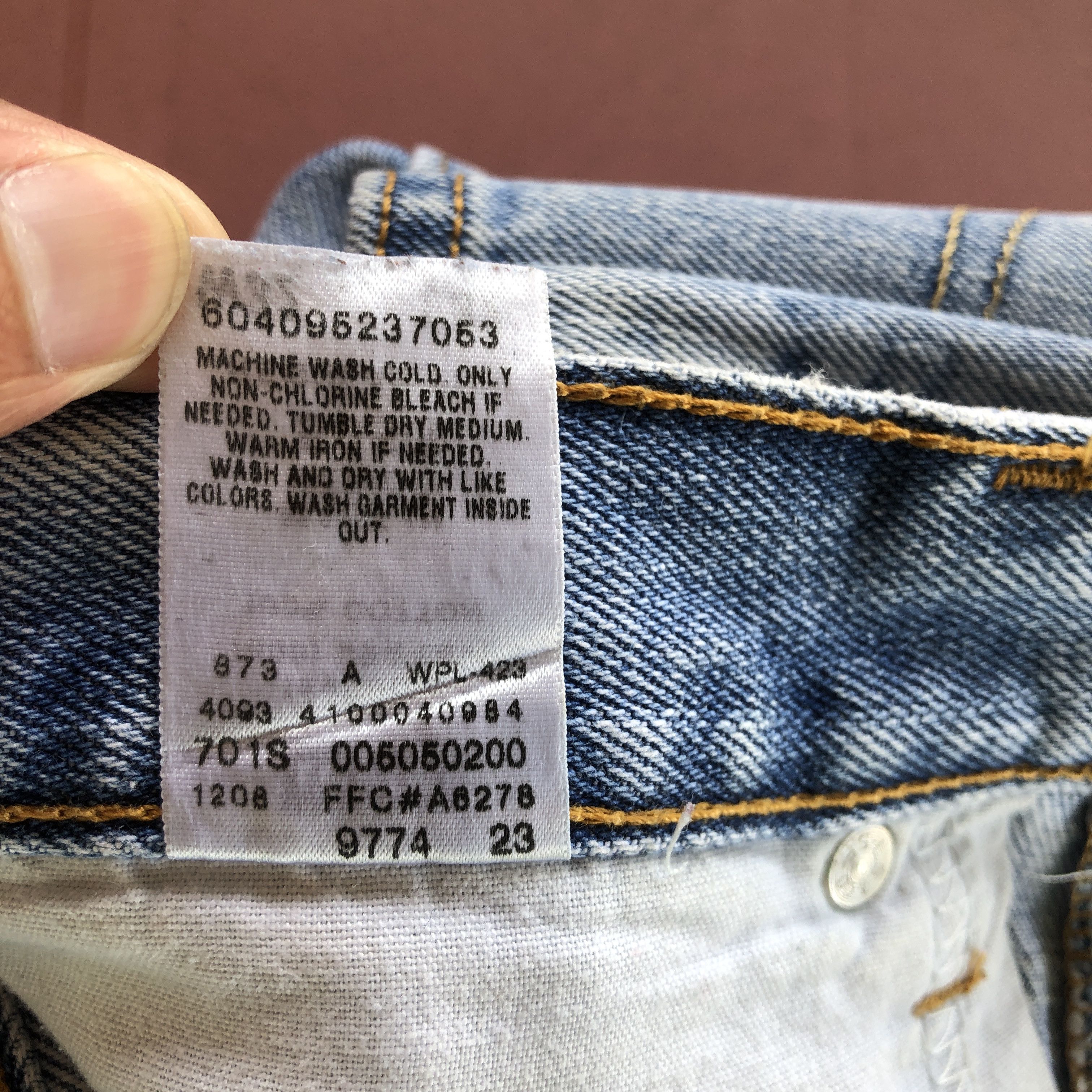 Levi's Vintage Levis 505 Jeans Levi's Sun Faded Light Wash Denim Size US 30 / EU 46 - 10 Thumbnail