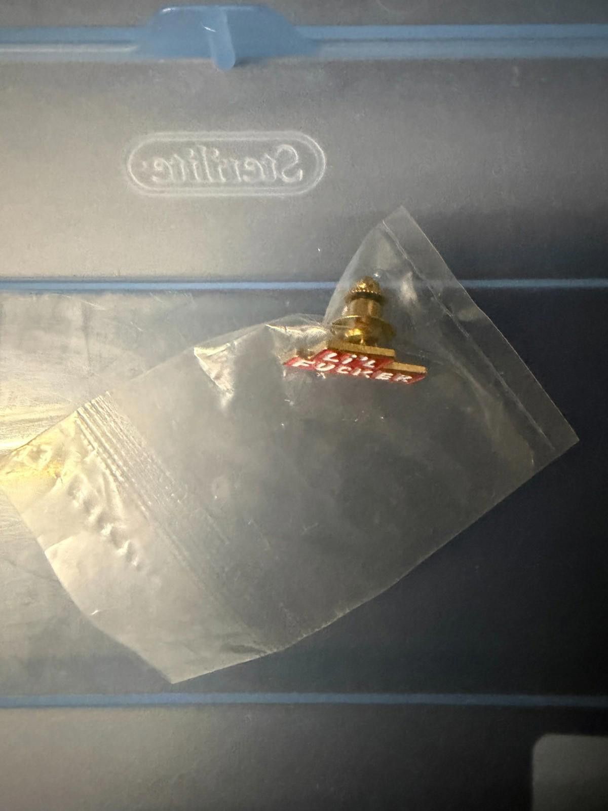 Supreme SUPREME "Lil F**ker" pin FW13 Size ONE SIZE - 3 Thumbnail