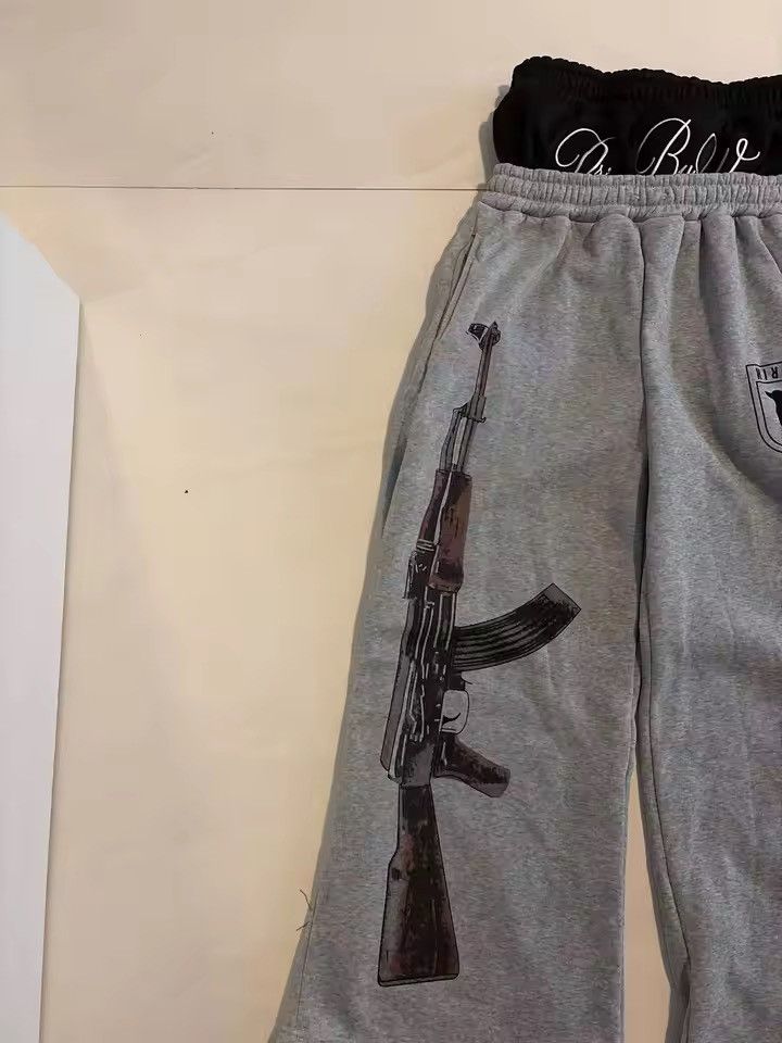 Japanese Brand Grey AK47 Sweatpants V2 Size US 31 - 2 Thumbnail