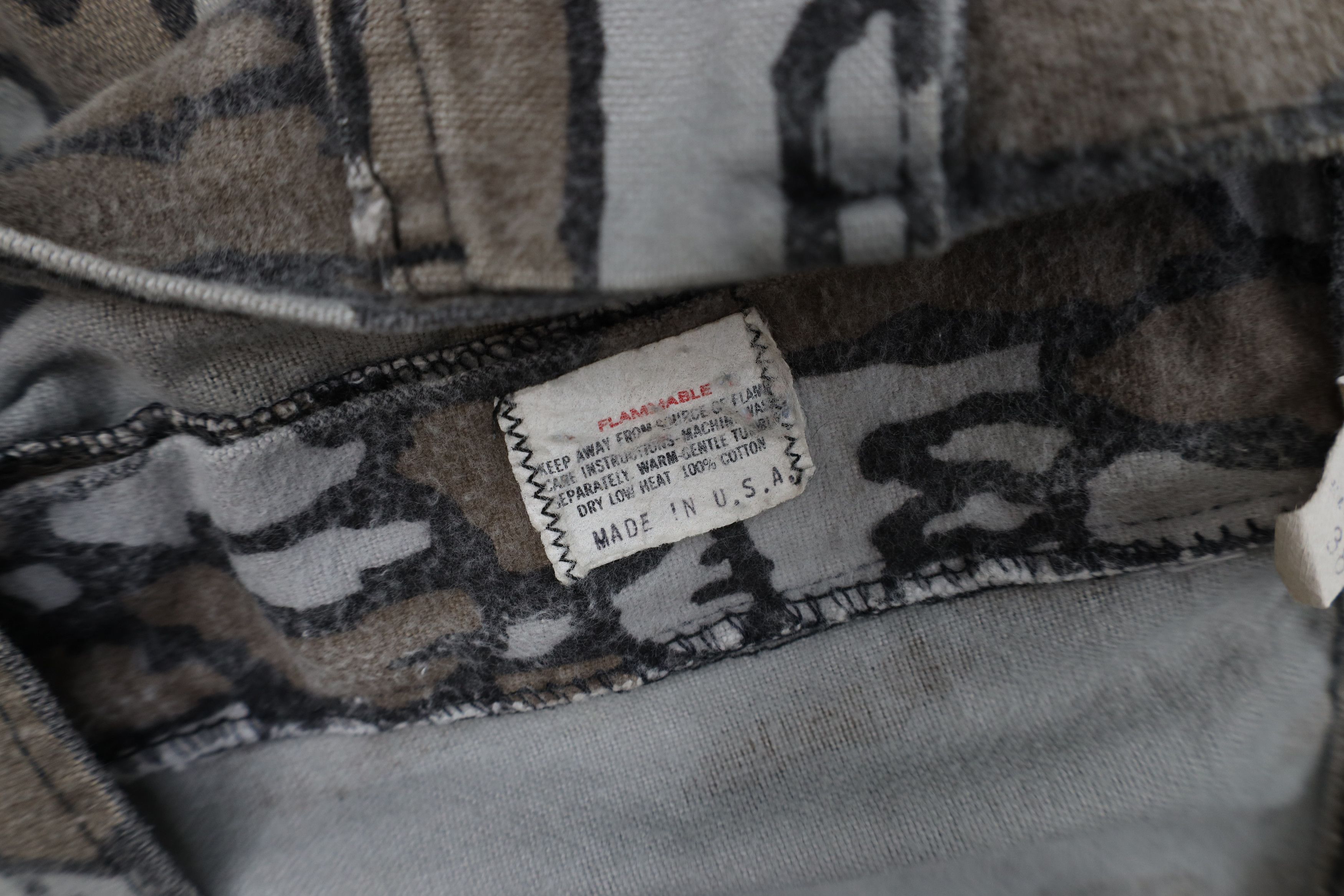 Vintage Vintage 70s 80s Trebark Camouflage Wide Leg Cargo Pants USA Size US 38 / EU 54 - 10 Thumbnail