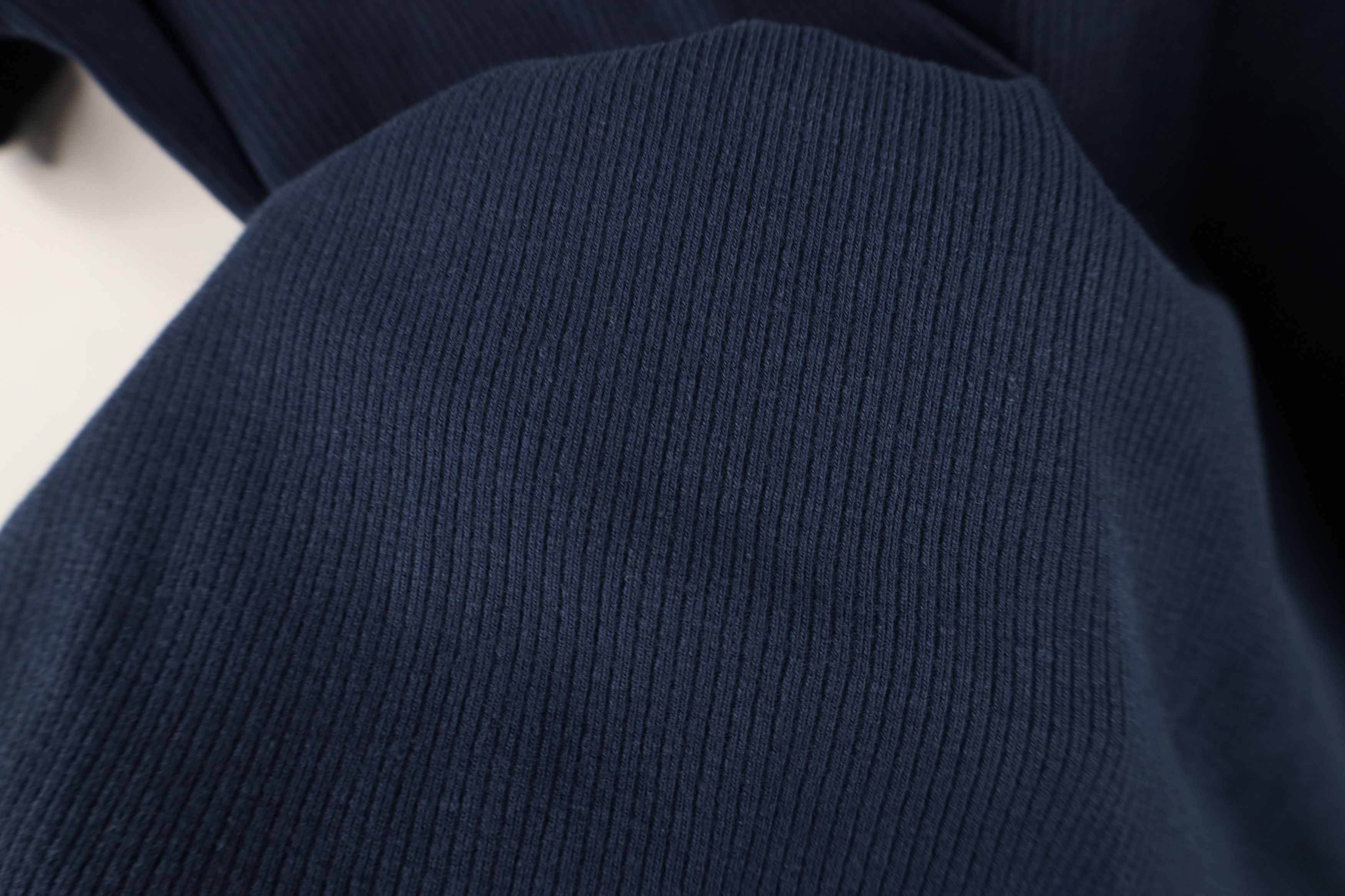 Champion Vintage 90s Champion Spell Out Ribbed Knit T-Shirt Blue Size US L / EU 52-54 / 3 - 9 Thumbnail