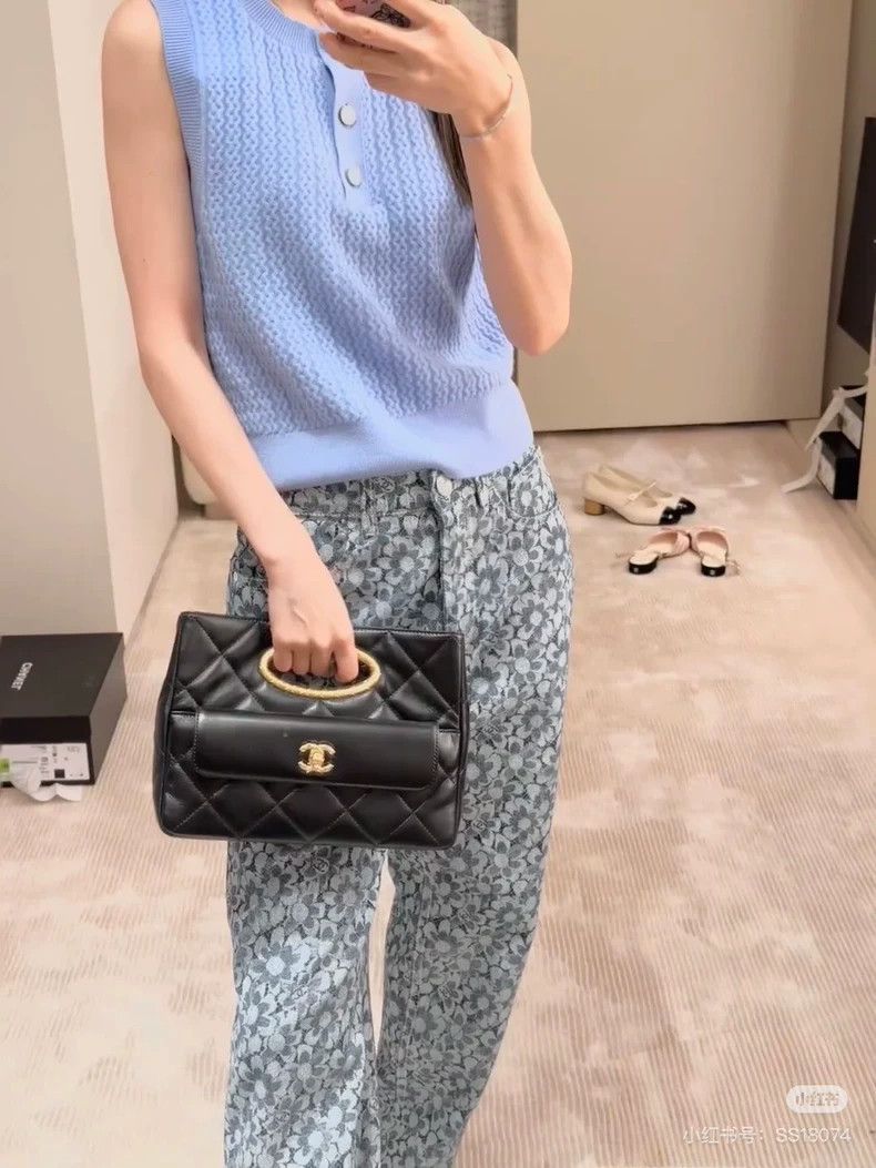 Chanel Chanel 24b blue knitted round-neck top Size M / US 6-8 / IT 42-44 - 9 Thumbnail