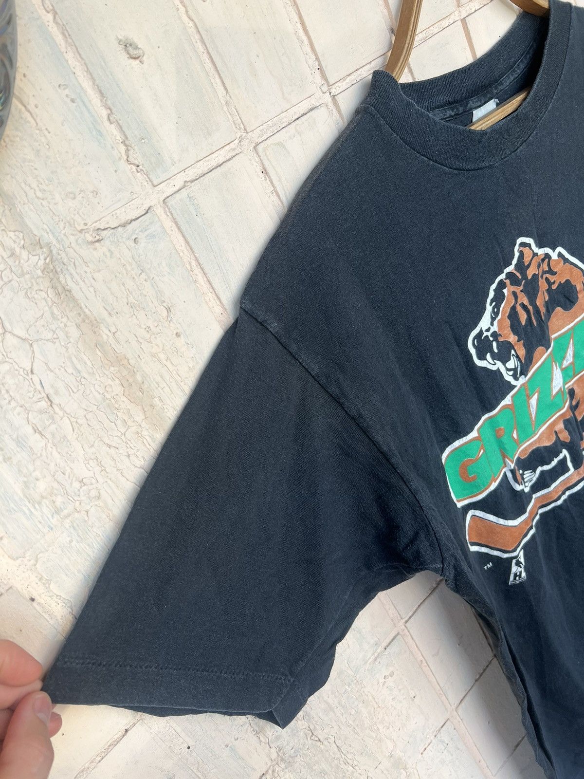 NHL Vintage Grizzlies NHL Single Stitch Rare 90s Shirt Size US M / EU 48-50 / 2 - 7 Thumbnail