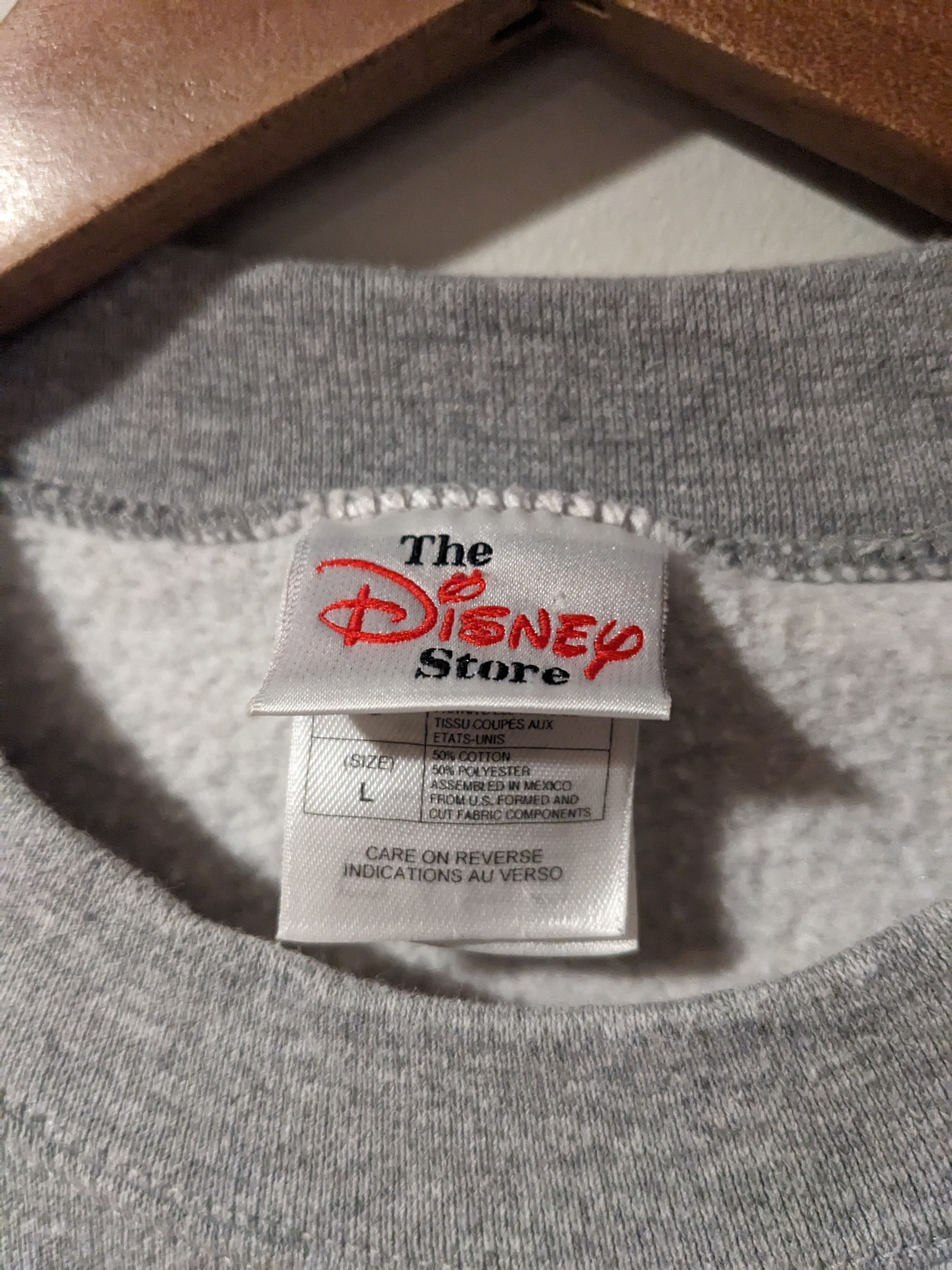 Disney × Vintage Vintage 90s Winnie the Pooh Love Stings Honey Sweatshirt Size US L / EU 52-54 / 3 - 3 Thumbnail