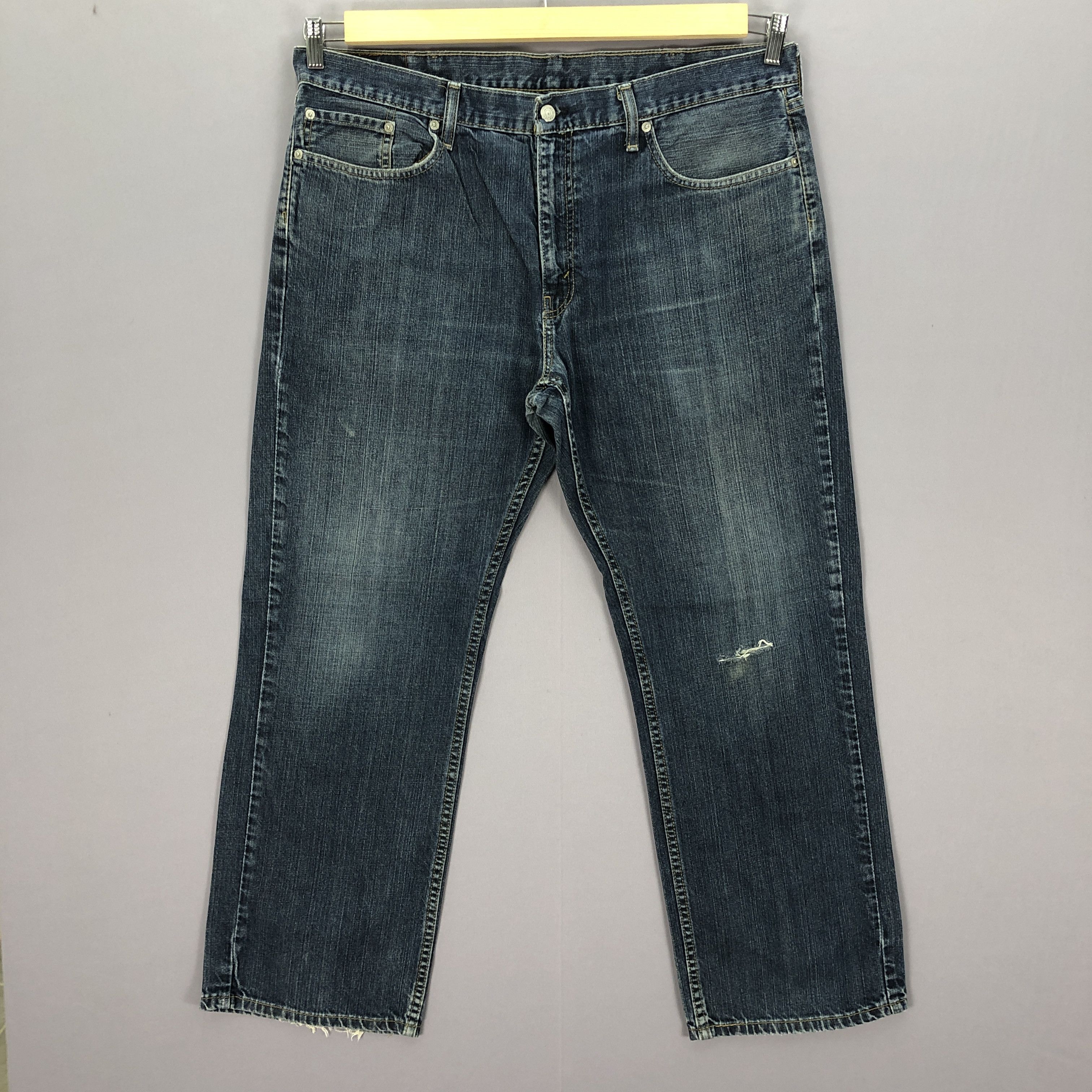 Levi's Vintage Y2K Levis 559 Baggy Jeans Levi's Ripped Faded Denim Size US 38 / EU 54 - 1 Thumbnail