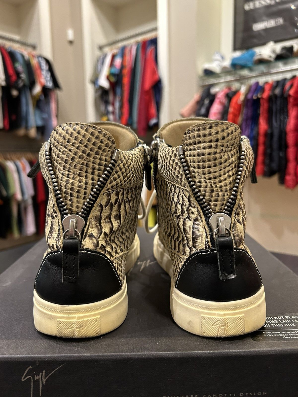 Giuseppe Zanotti Giuseppe Zanotti Zip High Top Scale Sneakers Size US 5 / IT 35 - 3 Thumbnail