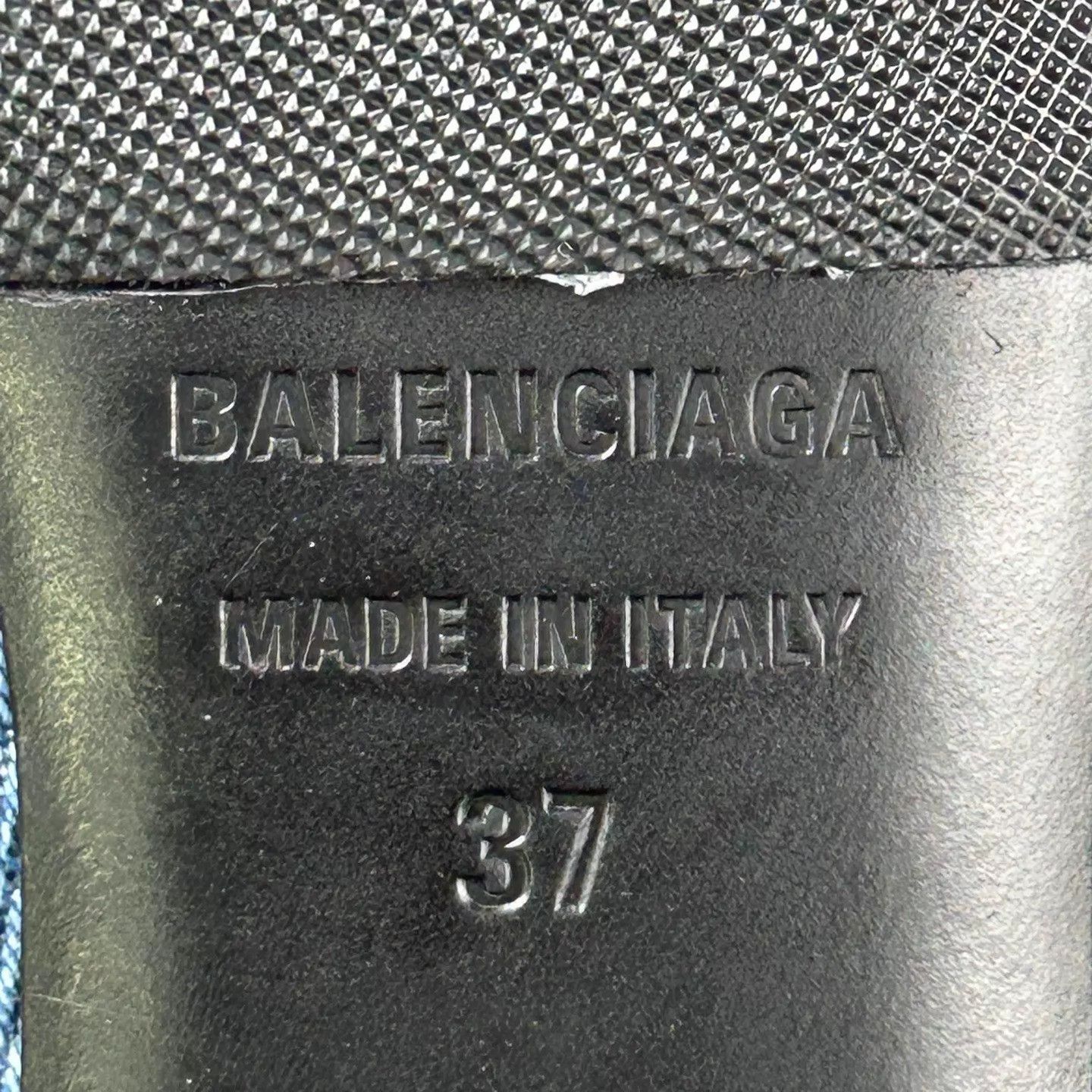 Balenciaga Balenciaga Denim Kitten Heel Pumps Double B Logo like new 37 Size US 6.5 / IT 36.5 - 7 Thumbnail