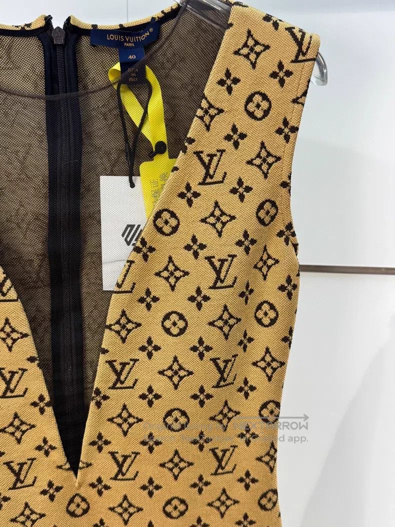 Louis Vuitton Louis Vuitton Presbytage plunging dress Size S / US 4 / IT 40 - 2 Thumbnail