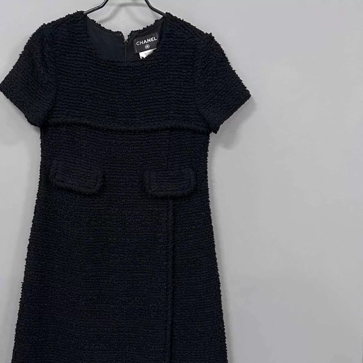 Chanel Chanel Black Tweed Short-Sleeve Dress 36 Size XS / US 0-2 / IT 36-38 - 2 Thumbnail