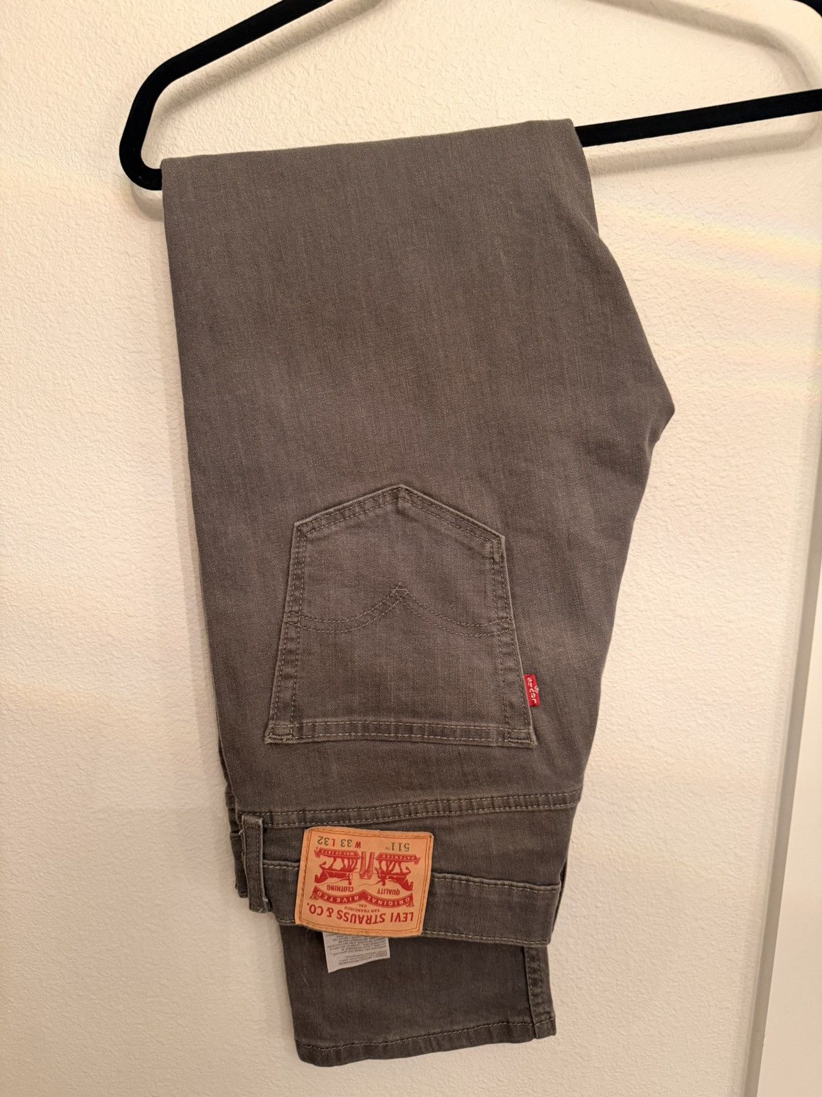 Levi's Levi’s grey jean 33x32 Size US 33 - 1 Thumbnail