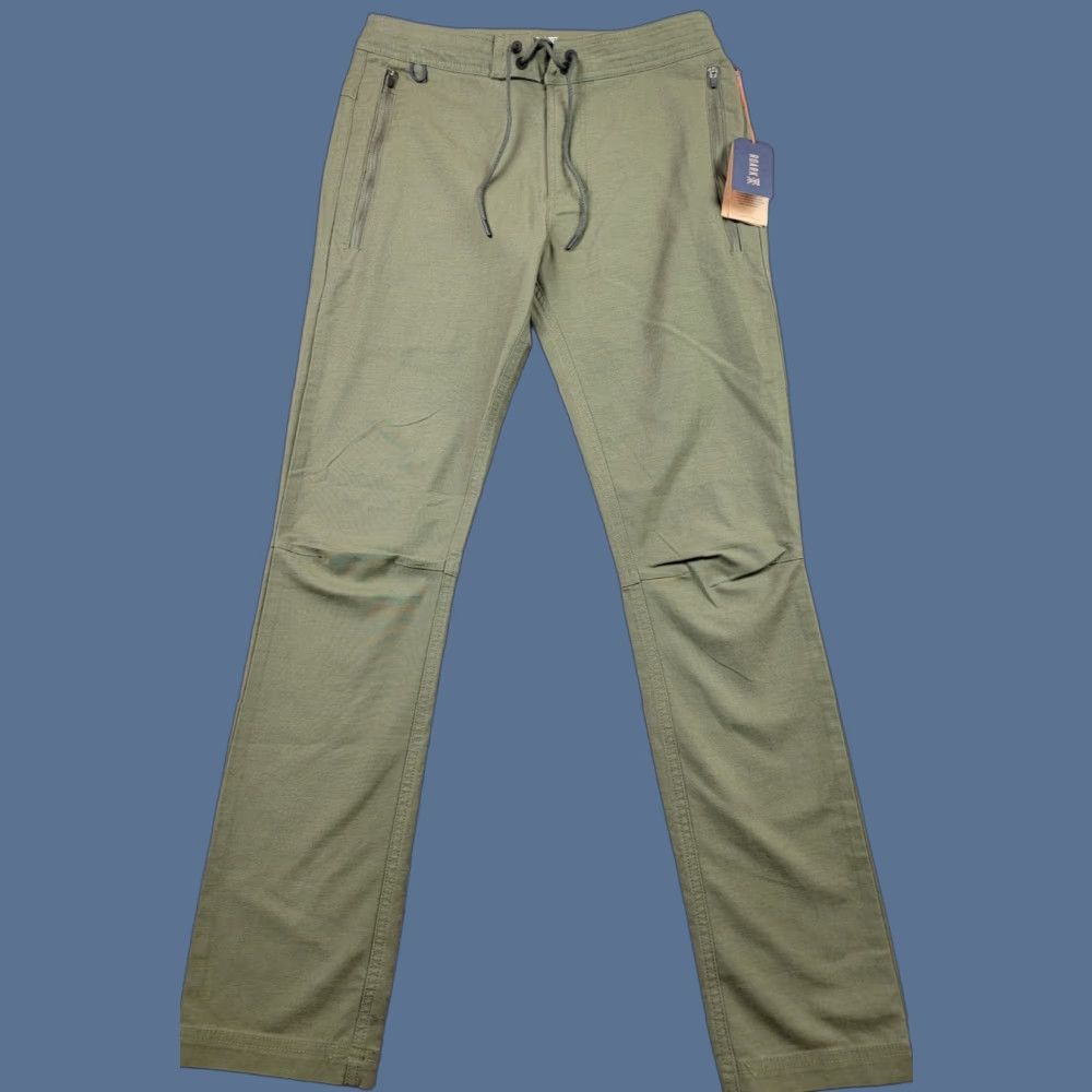 Roark Roark Layover 2.0 Traveler Utility Pant Mens 28 Green Slim Straight NWT Cotton Nylon Spandex Canvas Pockets 30 In Inseam Chino Front Flat Front Size US 28 / EU 44 - 1 Thumbnail
