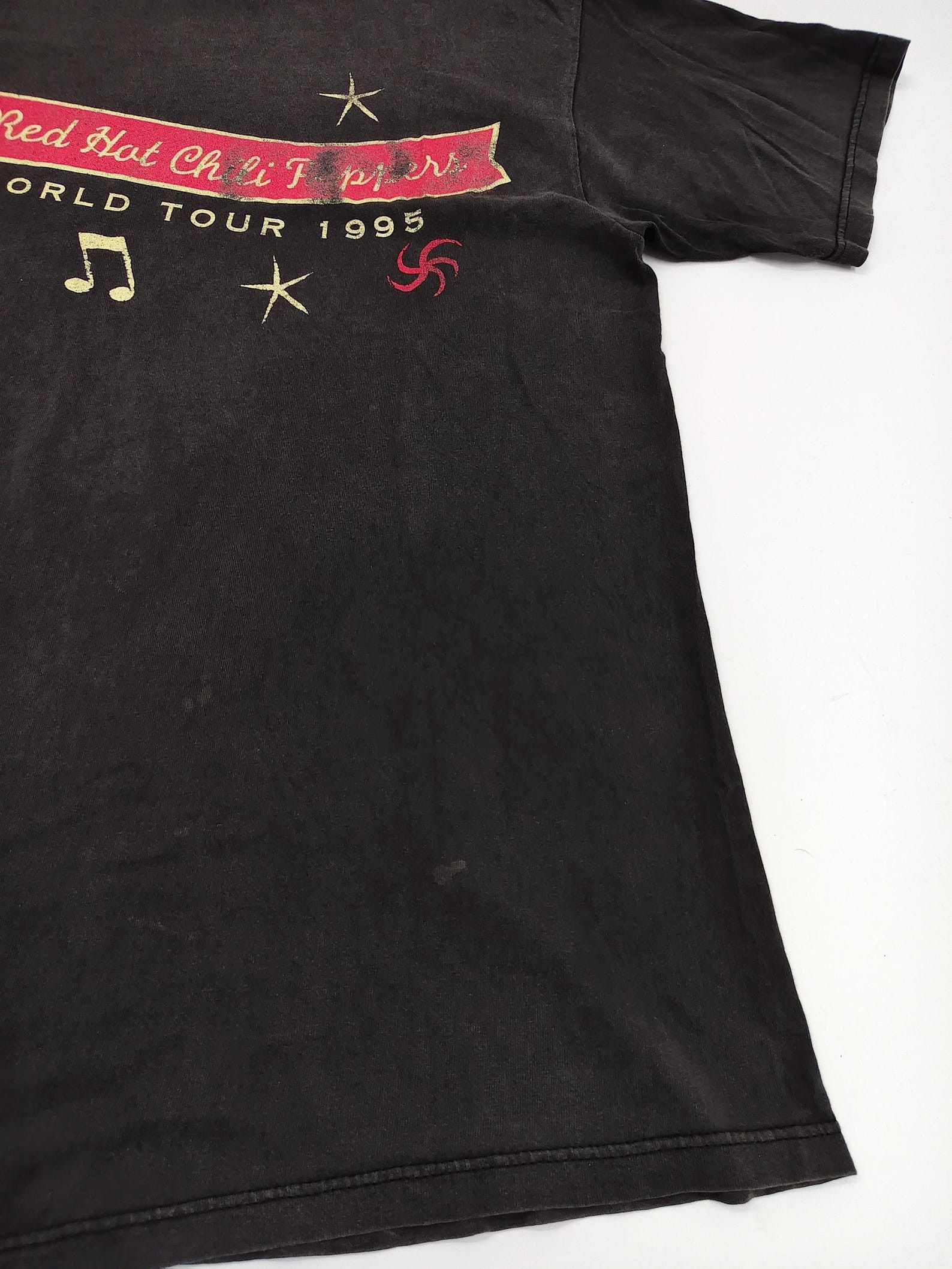 Band Tees LASTDROP 1995 The Red Hot Chili Peppers One Hot Minute Size US M / EU 48-50 / 2 - 6 Thumbnail