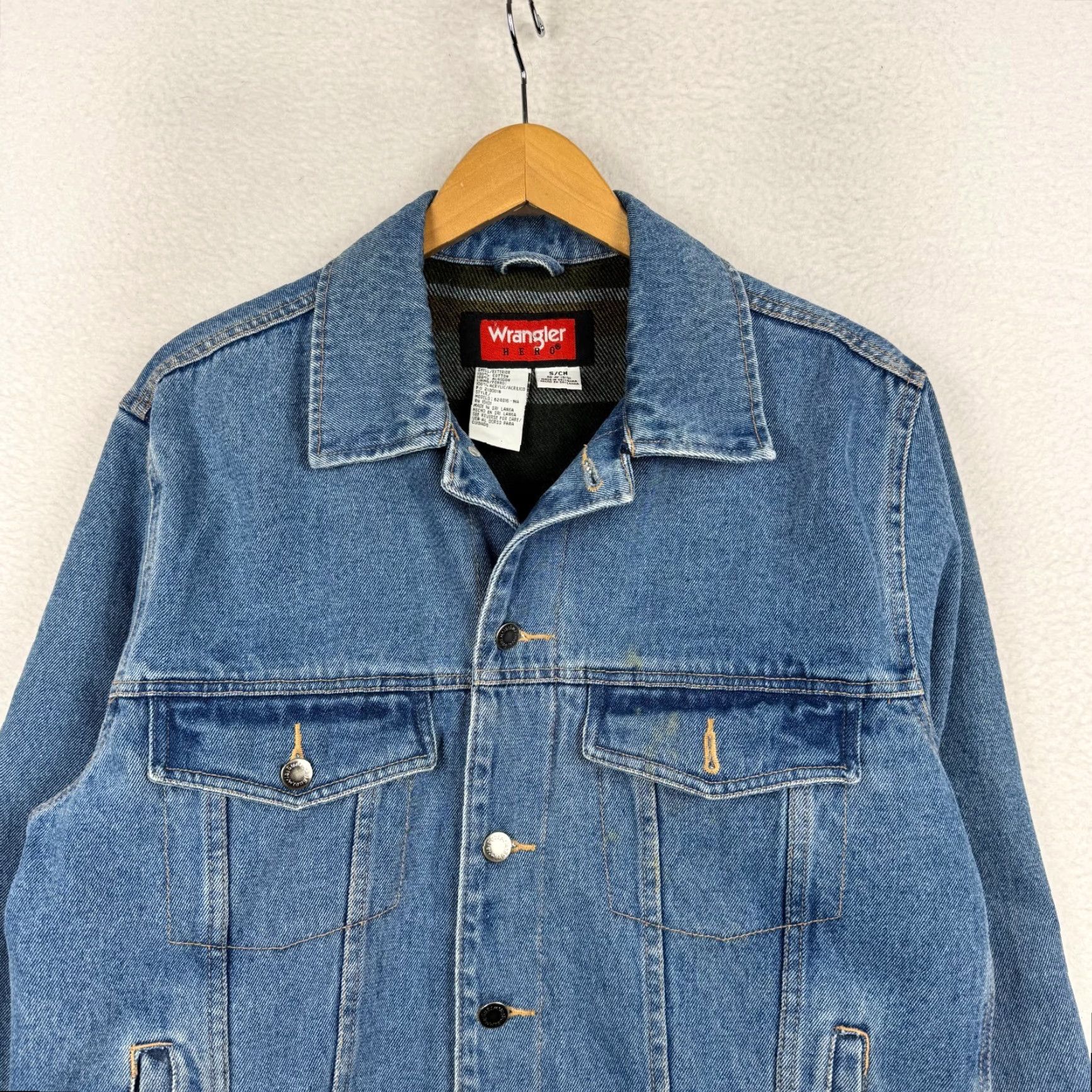Wrangler VINTAGE Wrangler Hero Mens Small Denim Jacket Trucker Workwear Lined Blanket Knit 90s Blue Wool? Size US S / EU 44-46 / 1 - 2 Thumbnail