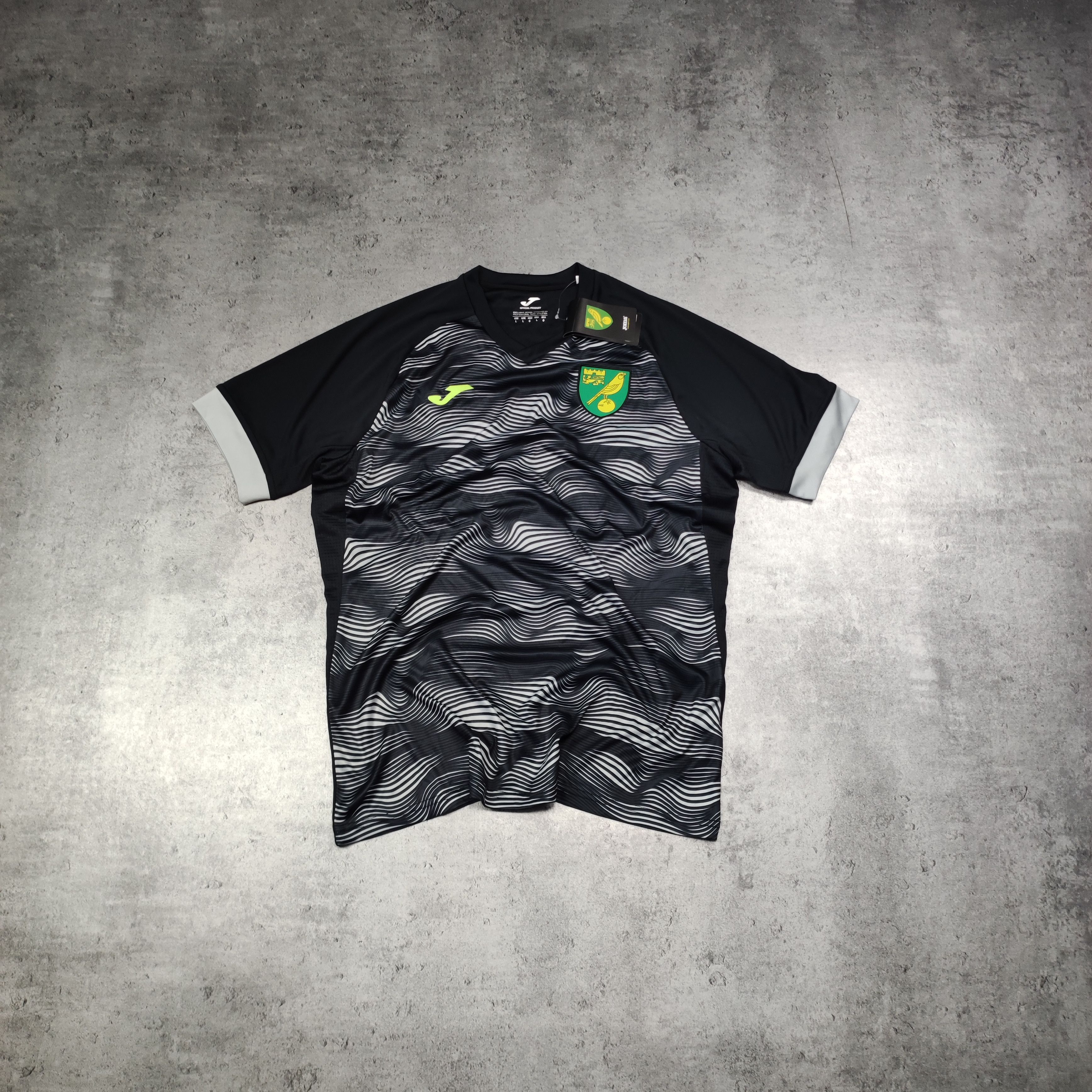 Vintage RARE Norwich City Soccer Football x Joma Training Jersey Size US L / EU 52-54 / 3 - 1 Thumbnail