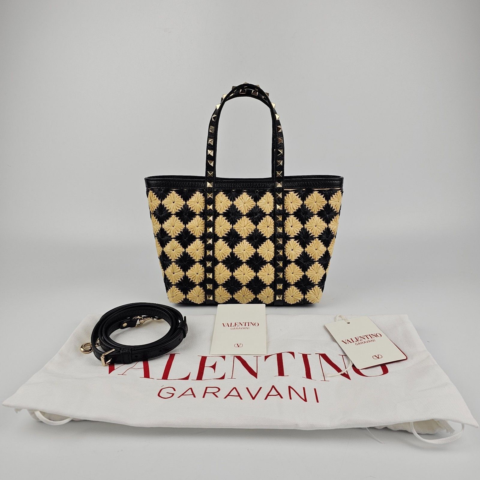 Valentino VALENTINO GARAVANI Rockstud Spike Shopper Black Yellow Raffi Size ONE SIZE - 1 Thumbnail