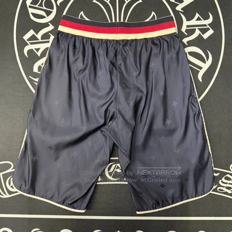 Gucci Gucci Blue Bee Print Casual Shorts. Size US 32 / EU 48 - 2 Thumbnail