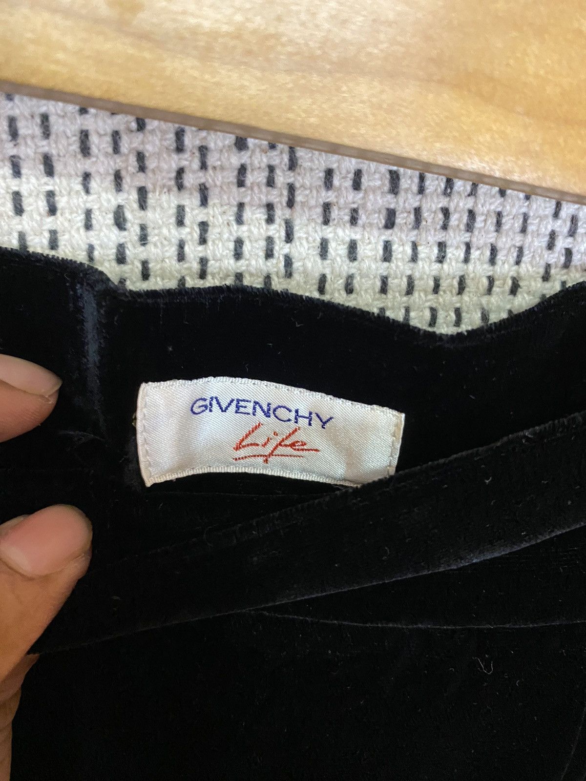 Givenchy × Vintage Givenchy life midi skirt nice design Size 25" / US 0 / IT 36 - 3 Thumbnail