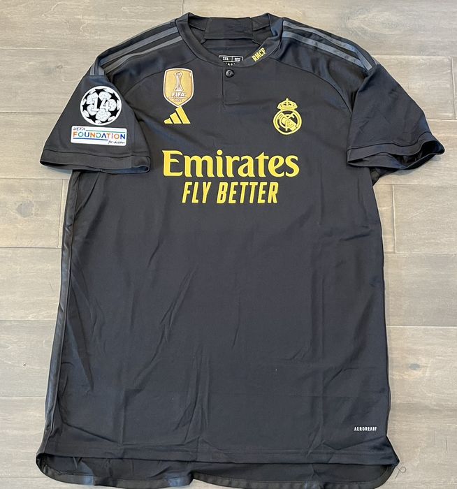 Soccer Jersey BELLINGHAM 5 MEN REAL MADRID 2023/2024 THIRD UCL JERSEY