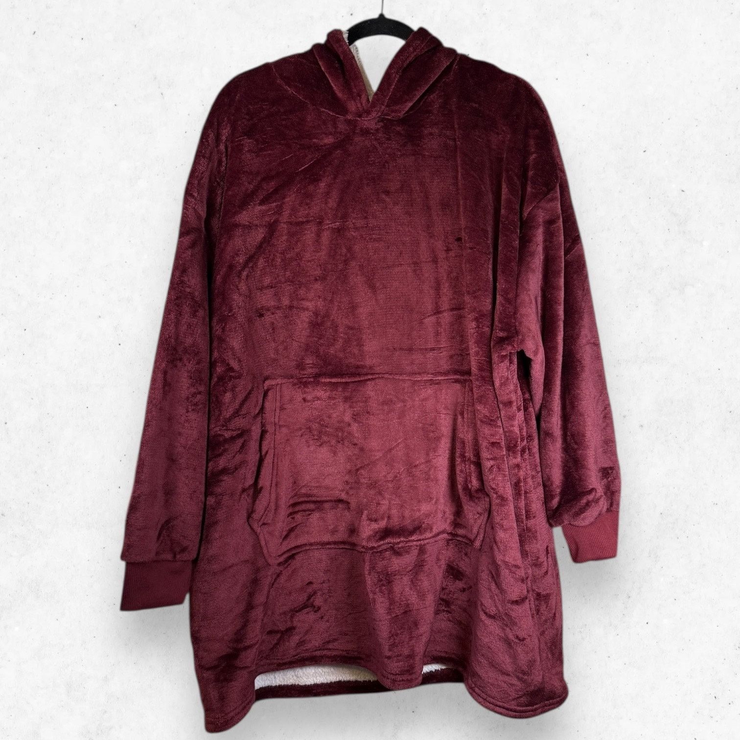 Other Choa Collection One Size Kangaroo Pocket Burgundy Hoddie NWT Size US L / EU 52-54 / 3 - 1 Thumbnail