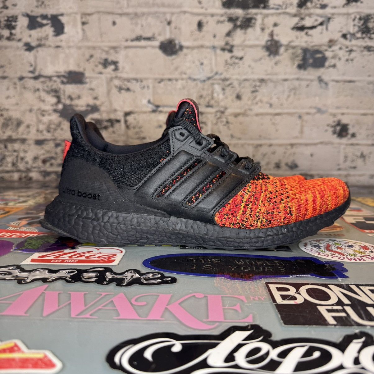 Adidas Adidas UltraBoost 4.0 GOT Targaryen Dragons Sz 10 Brand New Size US 10 / EU 43 - 3 Thumbnail