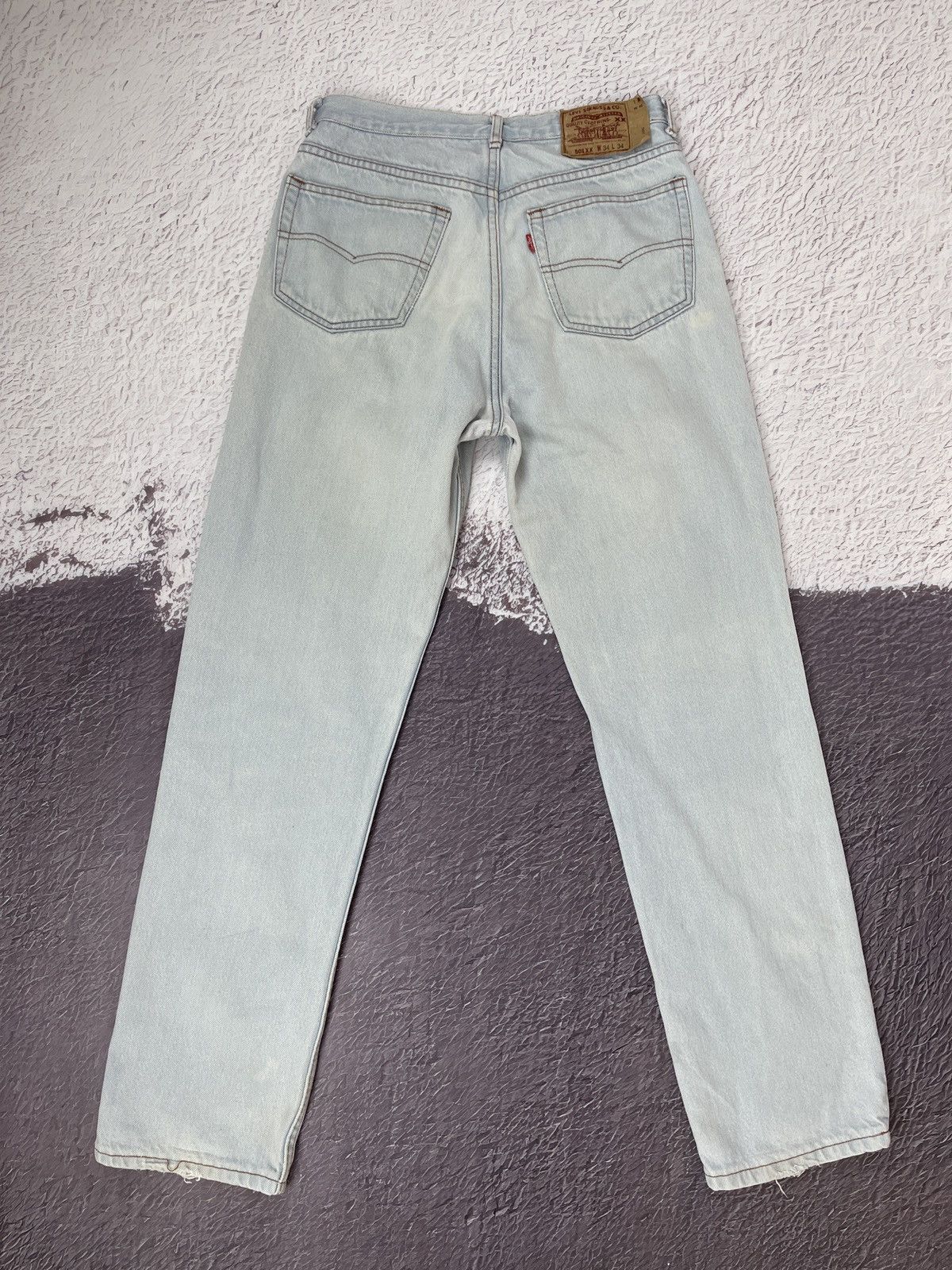 Levi's Levi’s 501XX (0660) vintage 90s light blue distressed denim Size US 30 / EU 46 - 11 Thumbnail