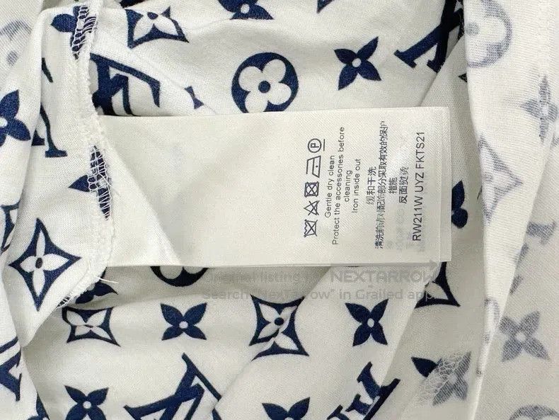 Louis Vuitton Louis Vuitton Monogram Chain Short Sleeve. Size US XS / EU 42 / 0 - 4 Thumbnail