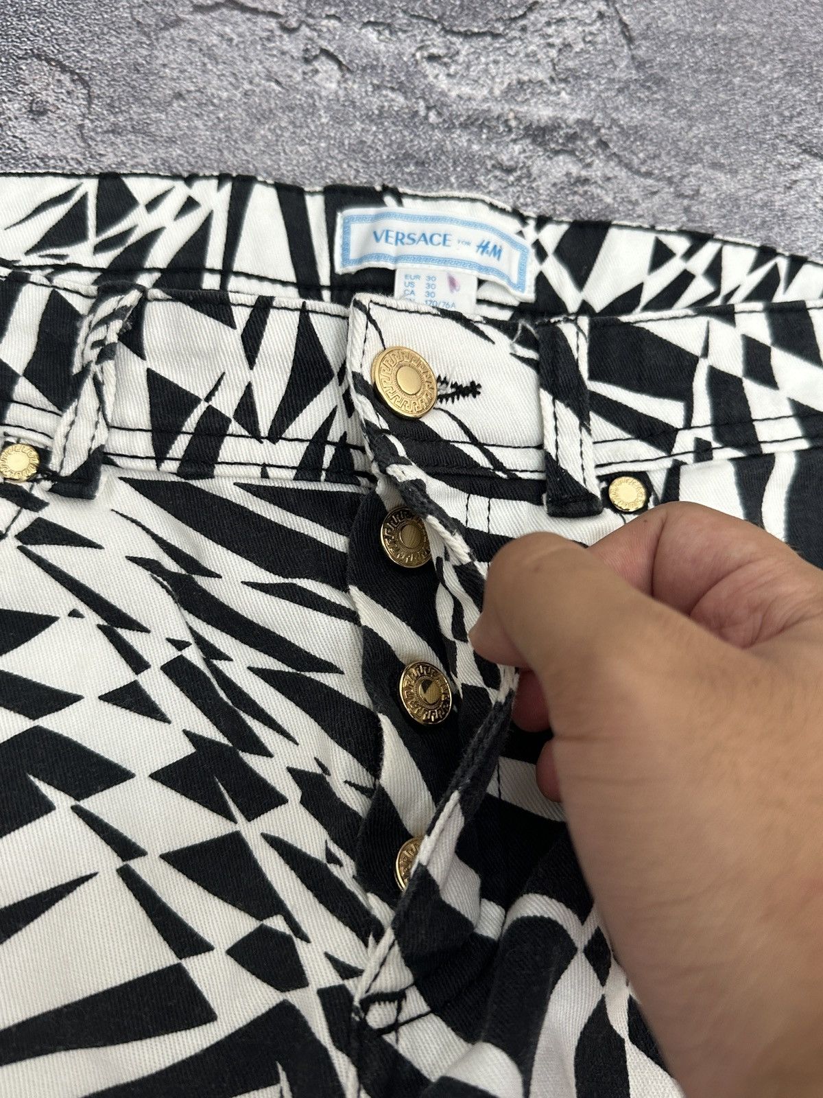 H&M × Kenzo Runway! 2011 Versace x H&M Zebra Abstract Denim Pants Sz 30 Size US 30 / EU 46 - 5 Thumbnail