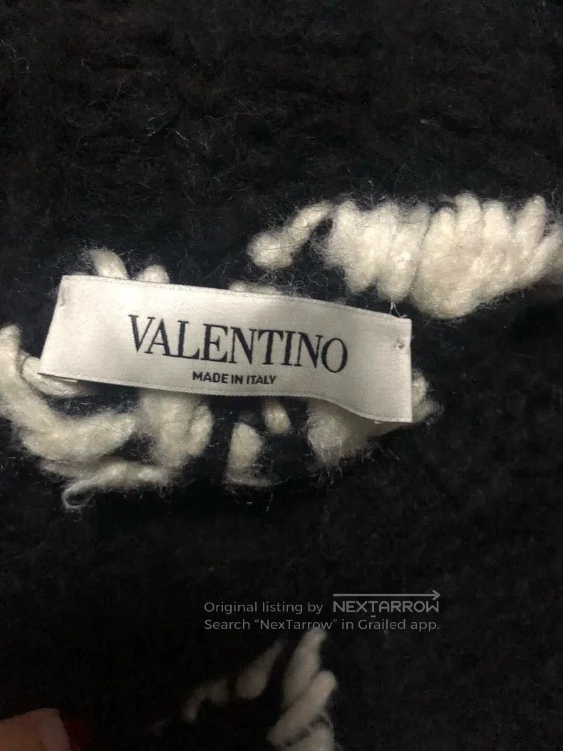 Valentino Valentino Black big flower sweaterBlack big flower crochet Size L / US 10 / IT 46 - 6 Thumbnail