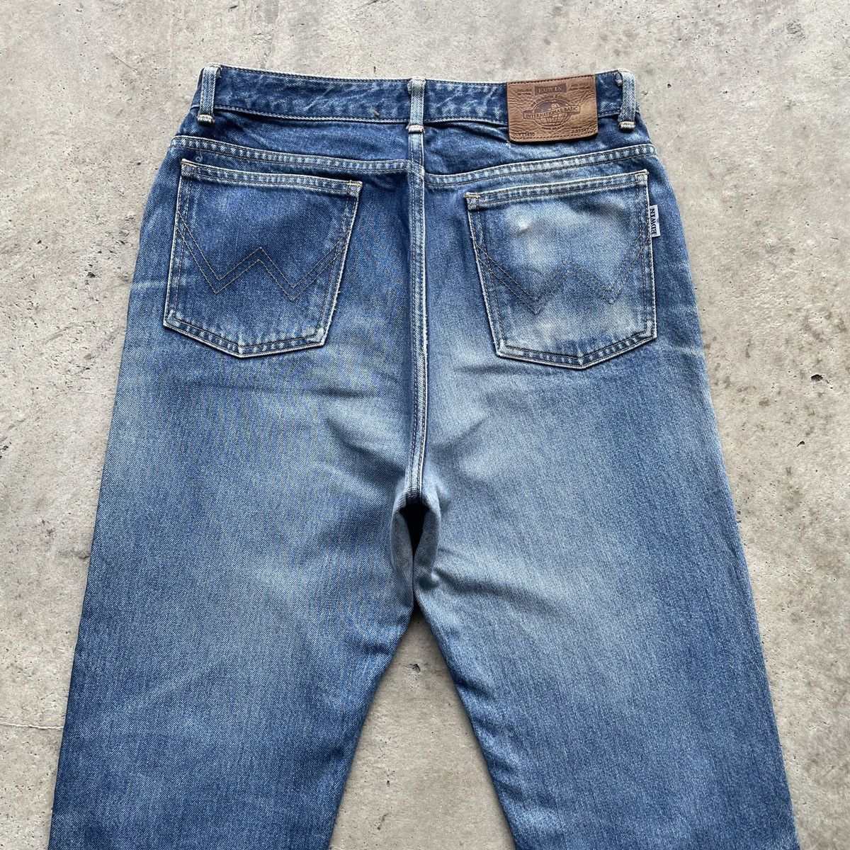Edwin Vintage Edwin Distressed Jeans Denim Faded Pants W29 Size US 29 - 10 Thumbnail