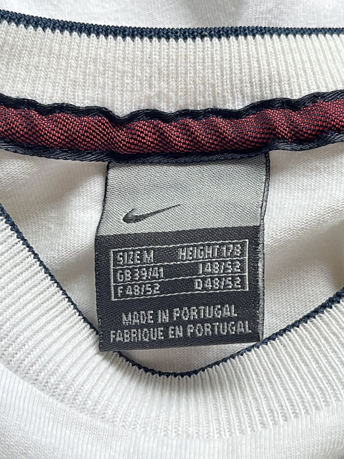 Nike Vintage Y2K NIKE Central Swoosh T-shirt USA Brand 90s Retro Size US M / EU 48-50 / 2 - 6 Thumbnail