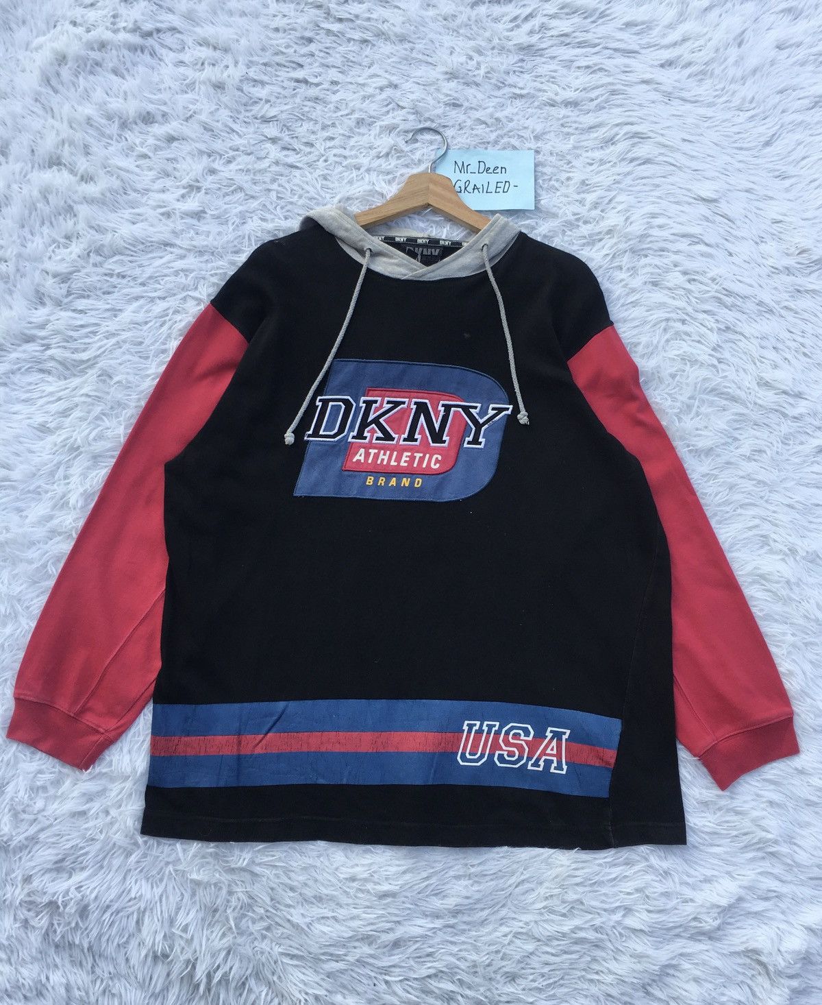 DKNY Vintage DKNY Big Logo Sweater Hoodie Size US M / EU 48-50 / 2 - 1 Thumbnail