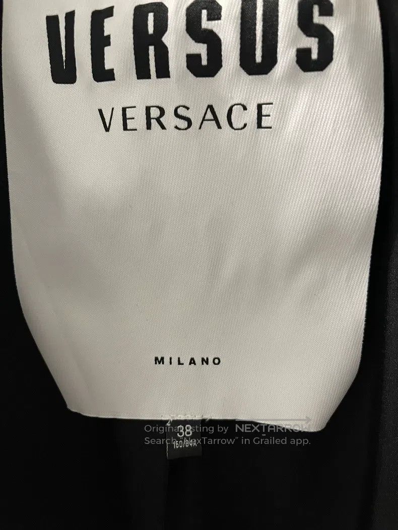 Versace Versace Women's coats Size XS / US 0-2 / IT 36-38 - 3 Thumbnail