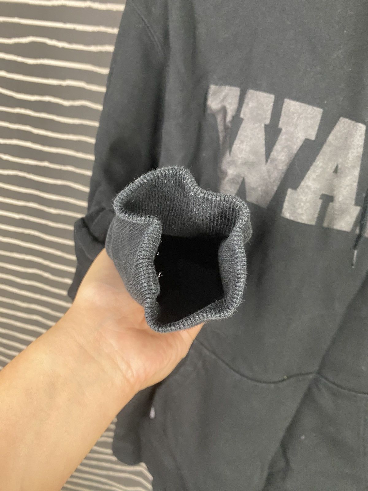 Santastic WARU pullover hoodie