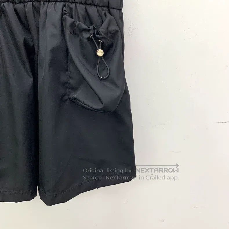 Prada Prada Black triangle nylon bib pants Size 27" / US 4 / IT 40 - 4 Thumbnail